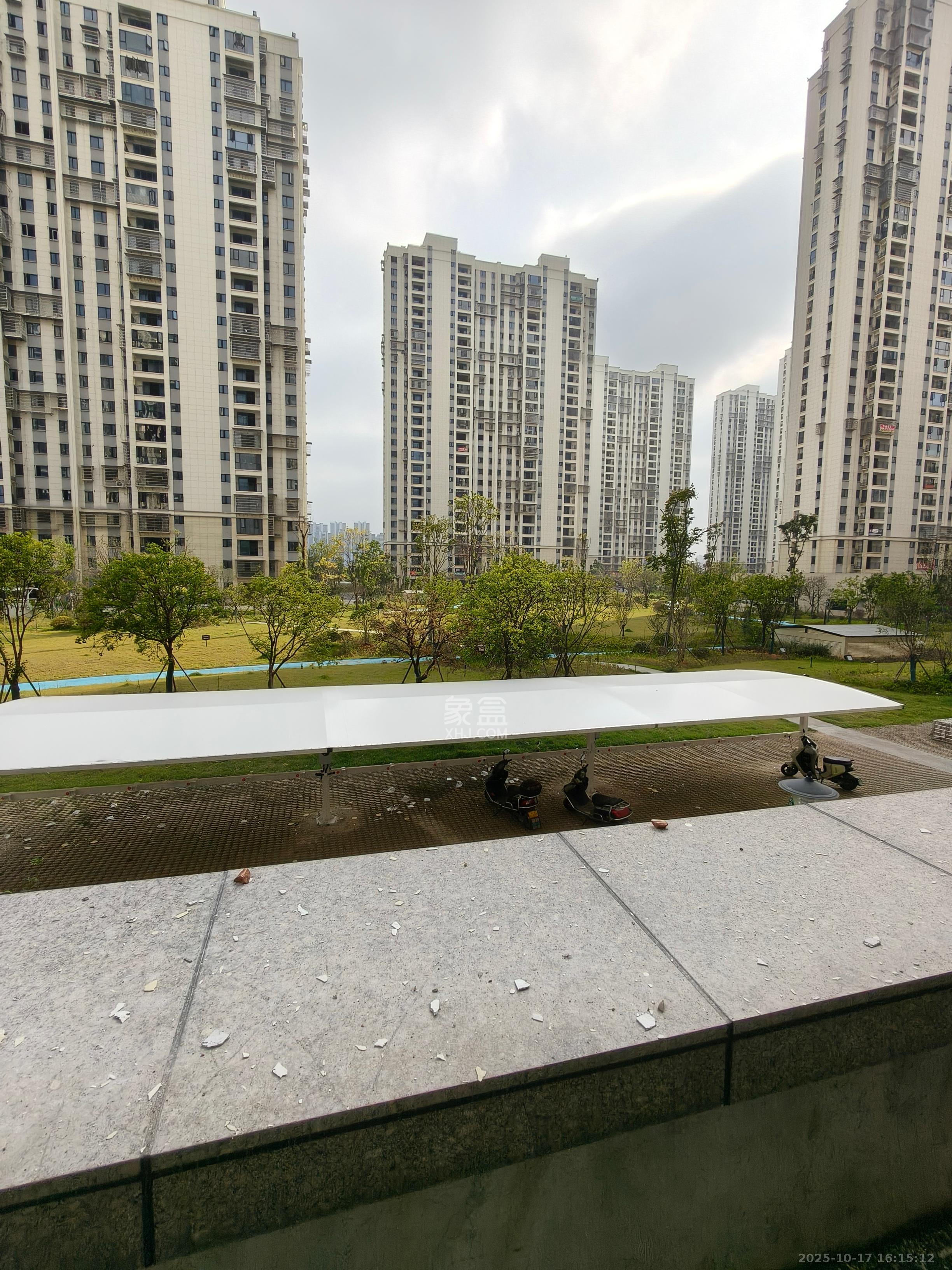 和景家园二期  2室2厅1卫    1400.0元/月室内图