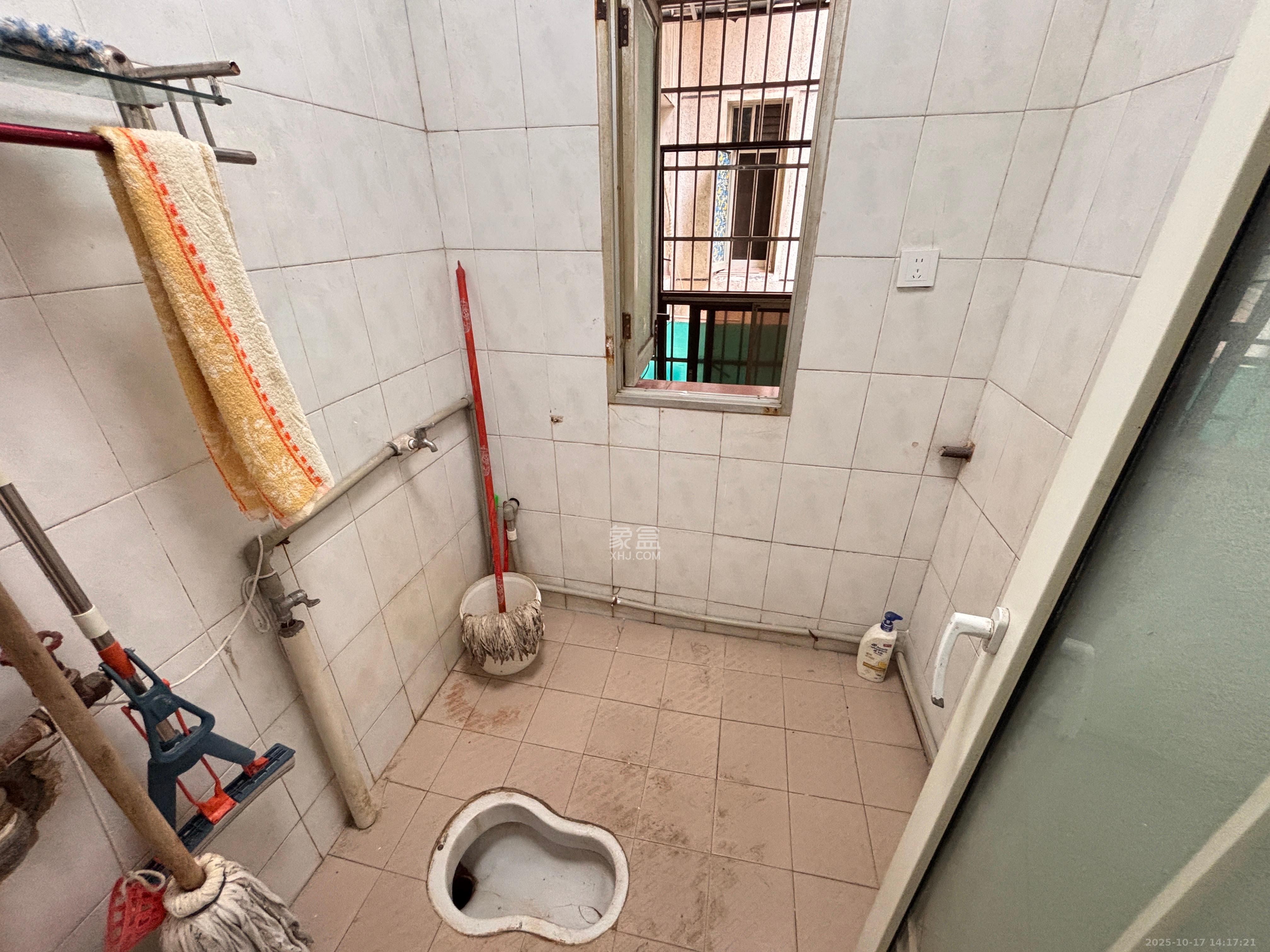 通程物流宿舍  2室2厅1卫    1600.0元/月室内图