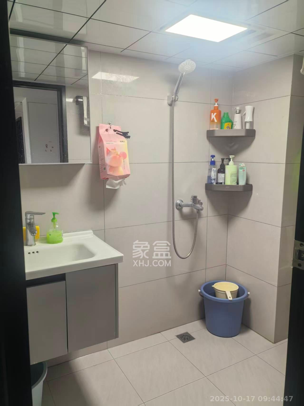 新城悦隽公园 2室1厅1卫 1880.0元/月 新城悦隽公园 2室1厅1卫 1880.0元/月室内图