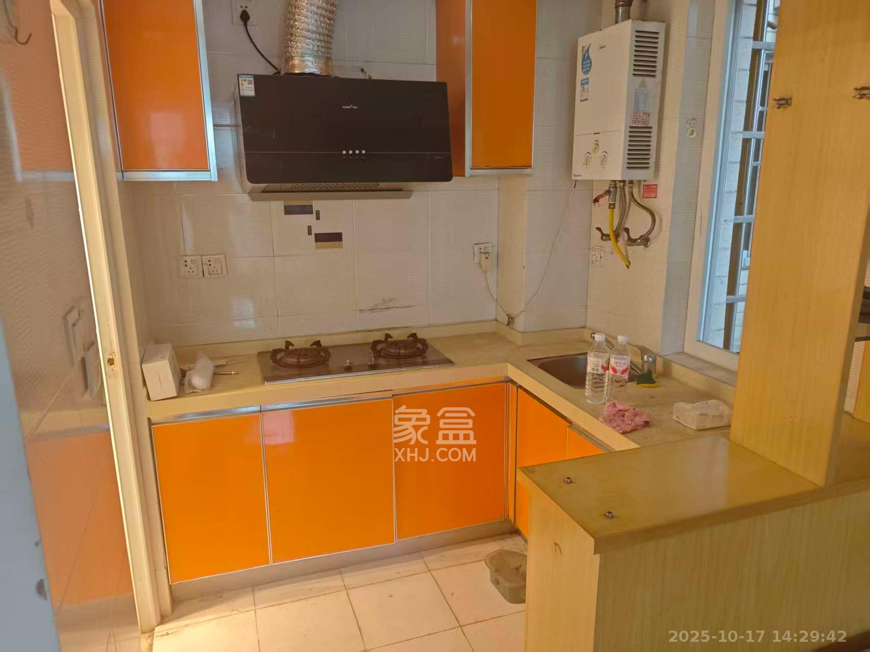 华银园  1室1厅1卫    1200.0元/月室内图