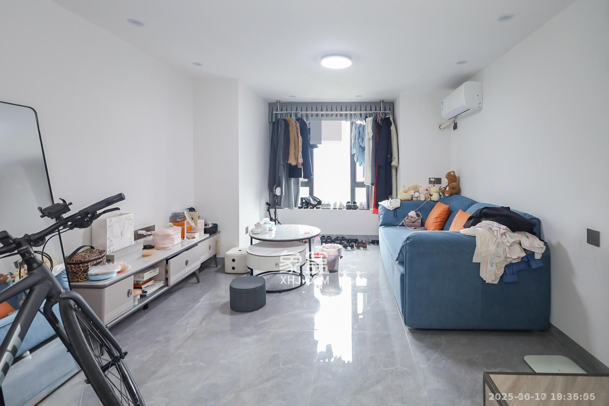 越秀悦湖台  2室1厅1卫    2500.0元/月 越秀悦湖台  2室1厅1卫    2500.0元/月