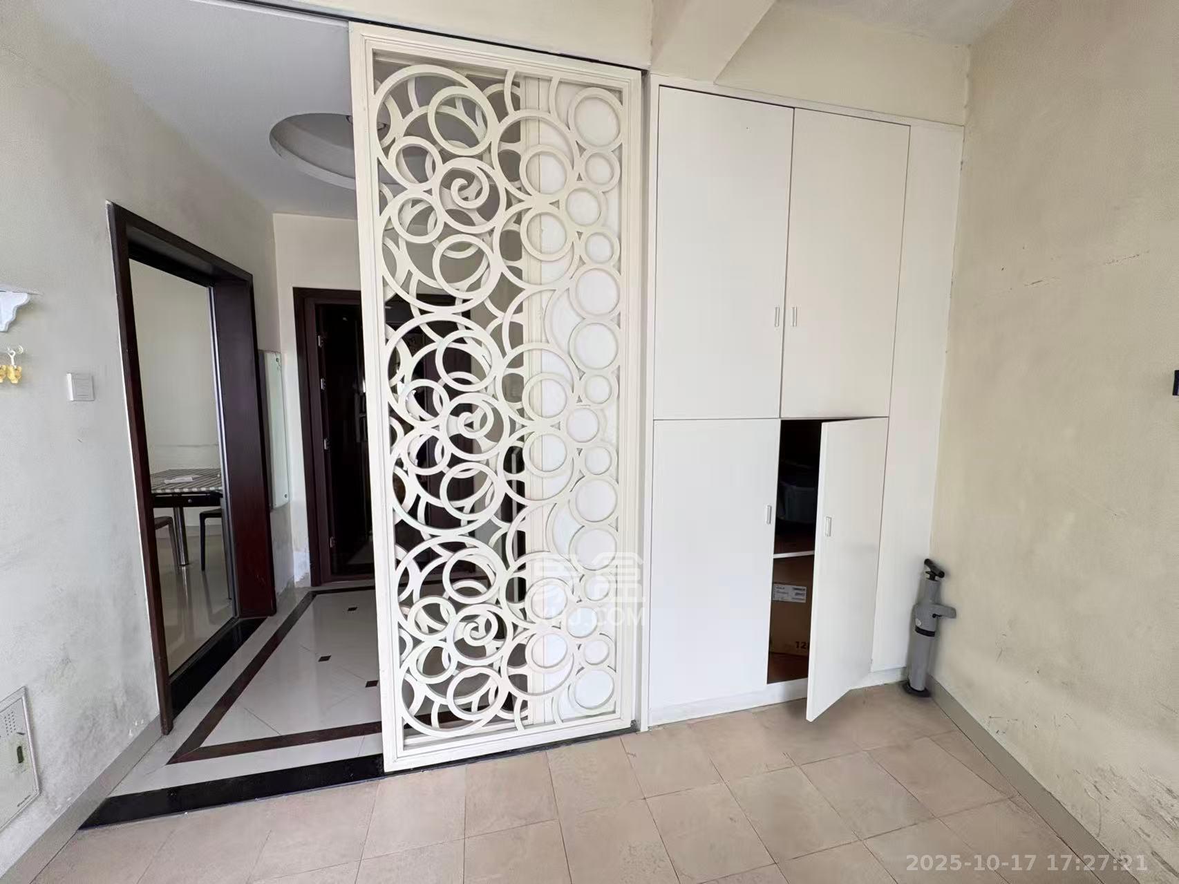 通用时代国际社区  2室2厅1卫    2500.0元/月 通用时代国际社区  2室2厅1卫    2500.0元/月室内图