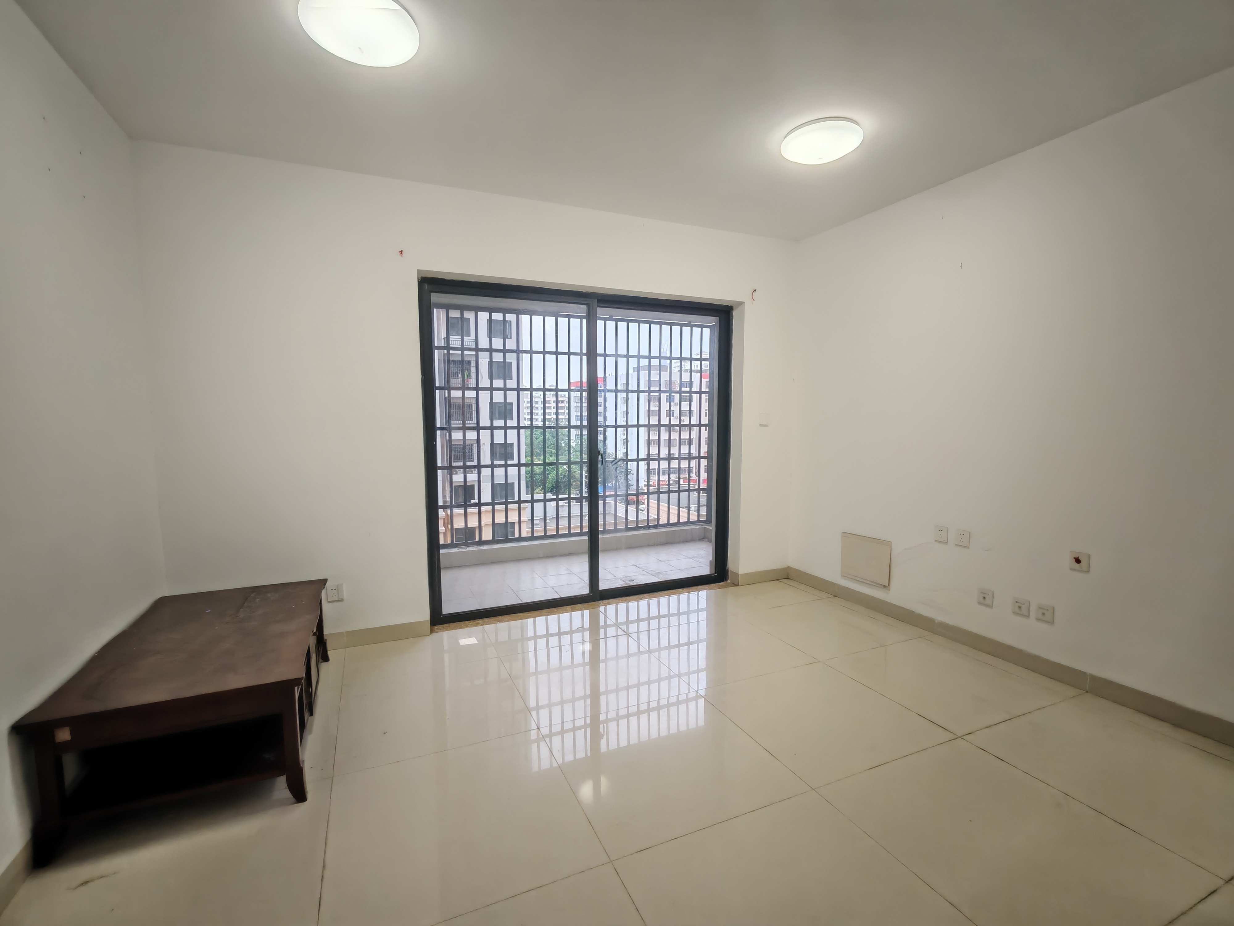 金龙苑  1室1厅1卫    59.0万客厅