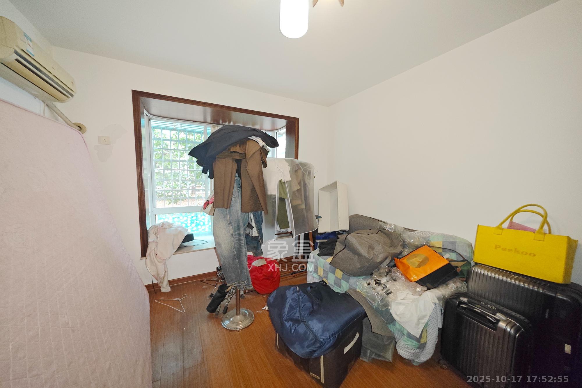 福乐康城  3室2厅2卫    85.0万卧室