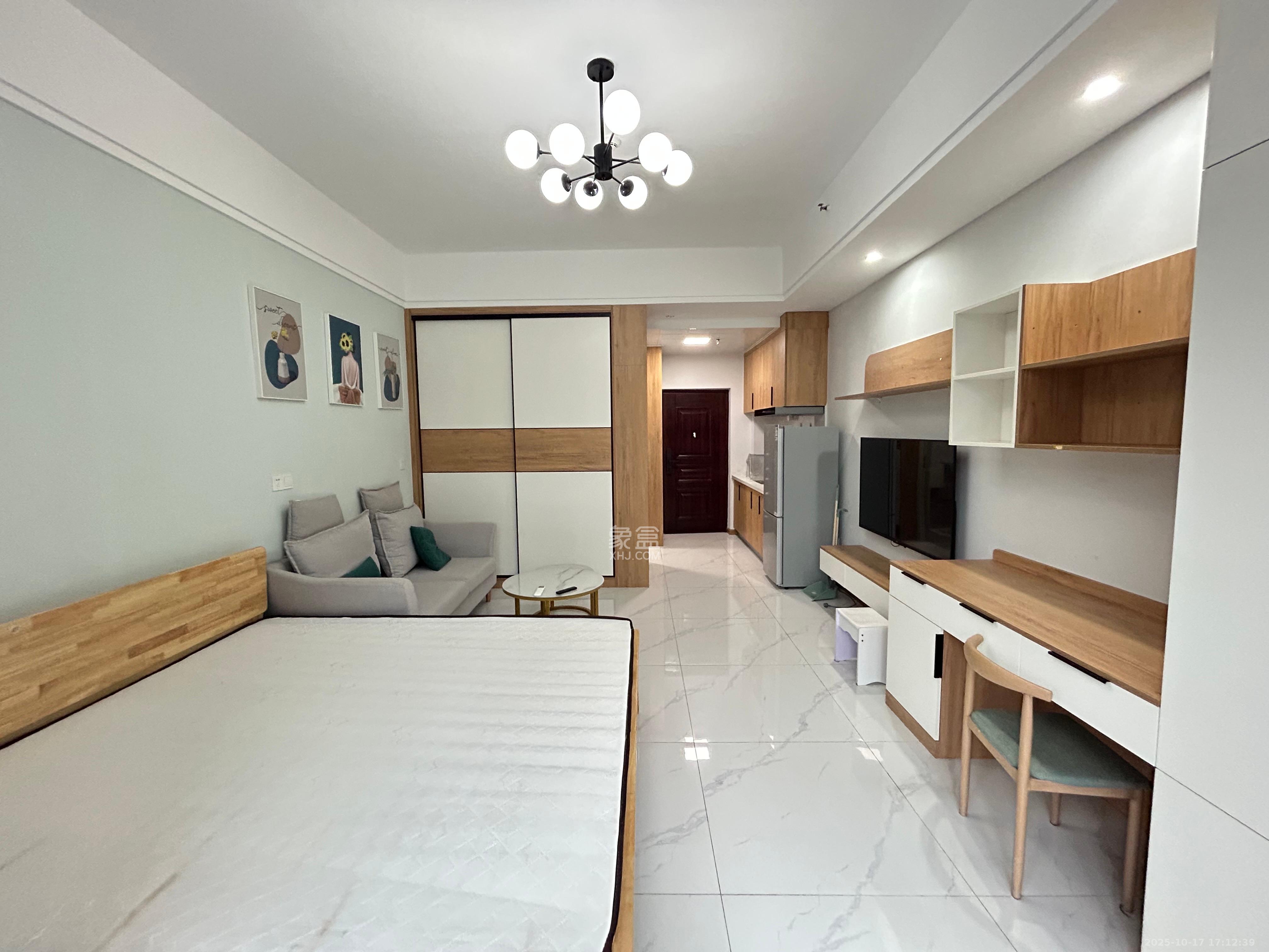 中建悦和城  1室1厅1卫    1400.0元/月 中建悦和城  1室1厅1卫    1400.0元/月