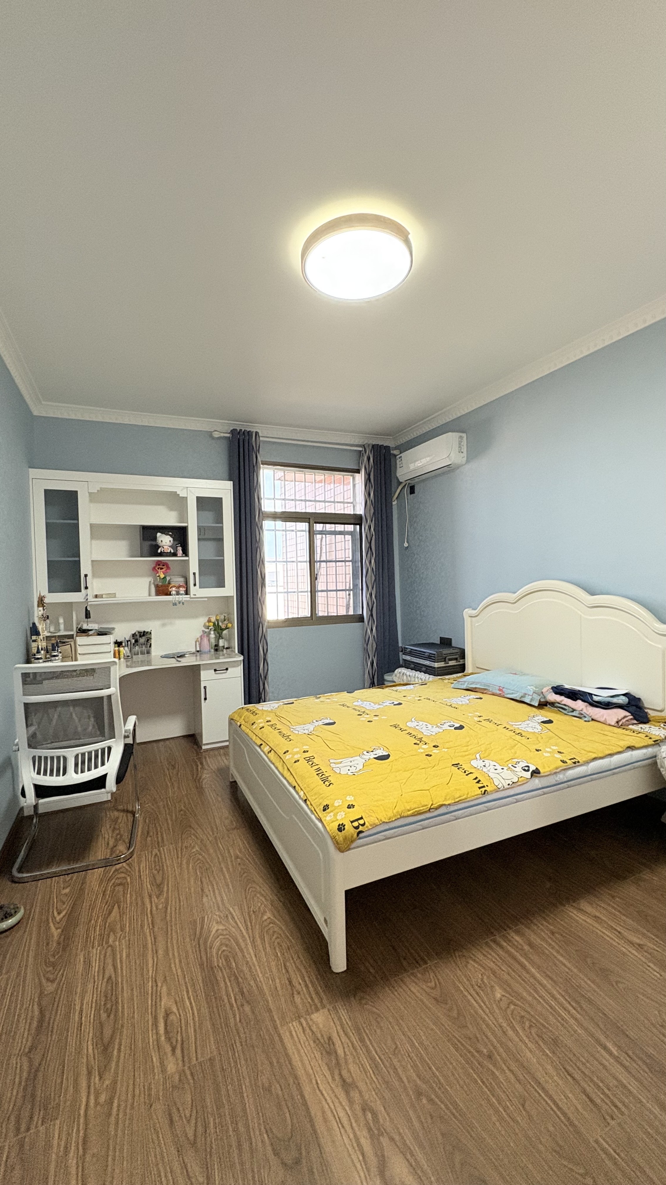 娄星区散盘 4室2厅2卫 79.8万 娄星区散盘 4室2厅2卫 79.8万客厅