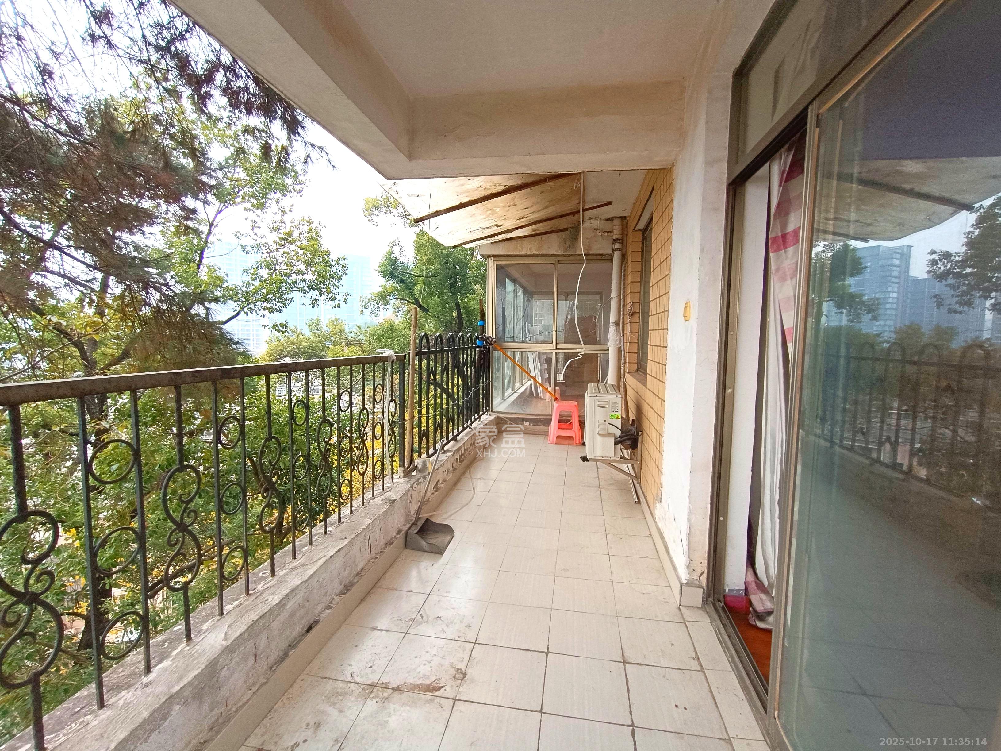 丽江翠园 3室2厅2卫 1500.0元/月 丽江翠园 3室2厅2卫 1500.0元/月室内图