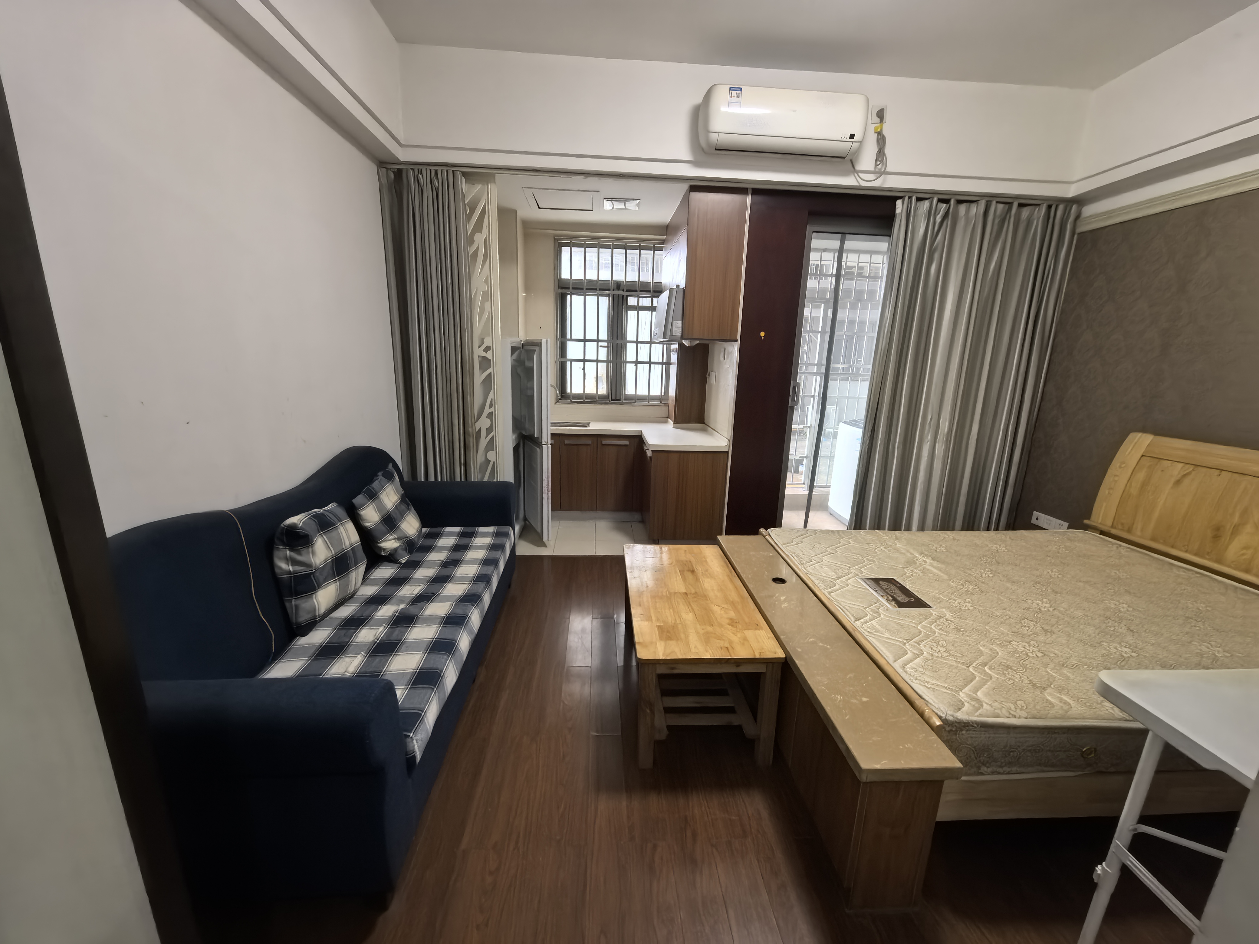 环宇天地、中海地产(中信城市广场二期) 1室1厅1卫 1000.0元/月 环宇天地、中海地产(中信城市广场二期) 1室1厅1卫 1000.0元/月户型图