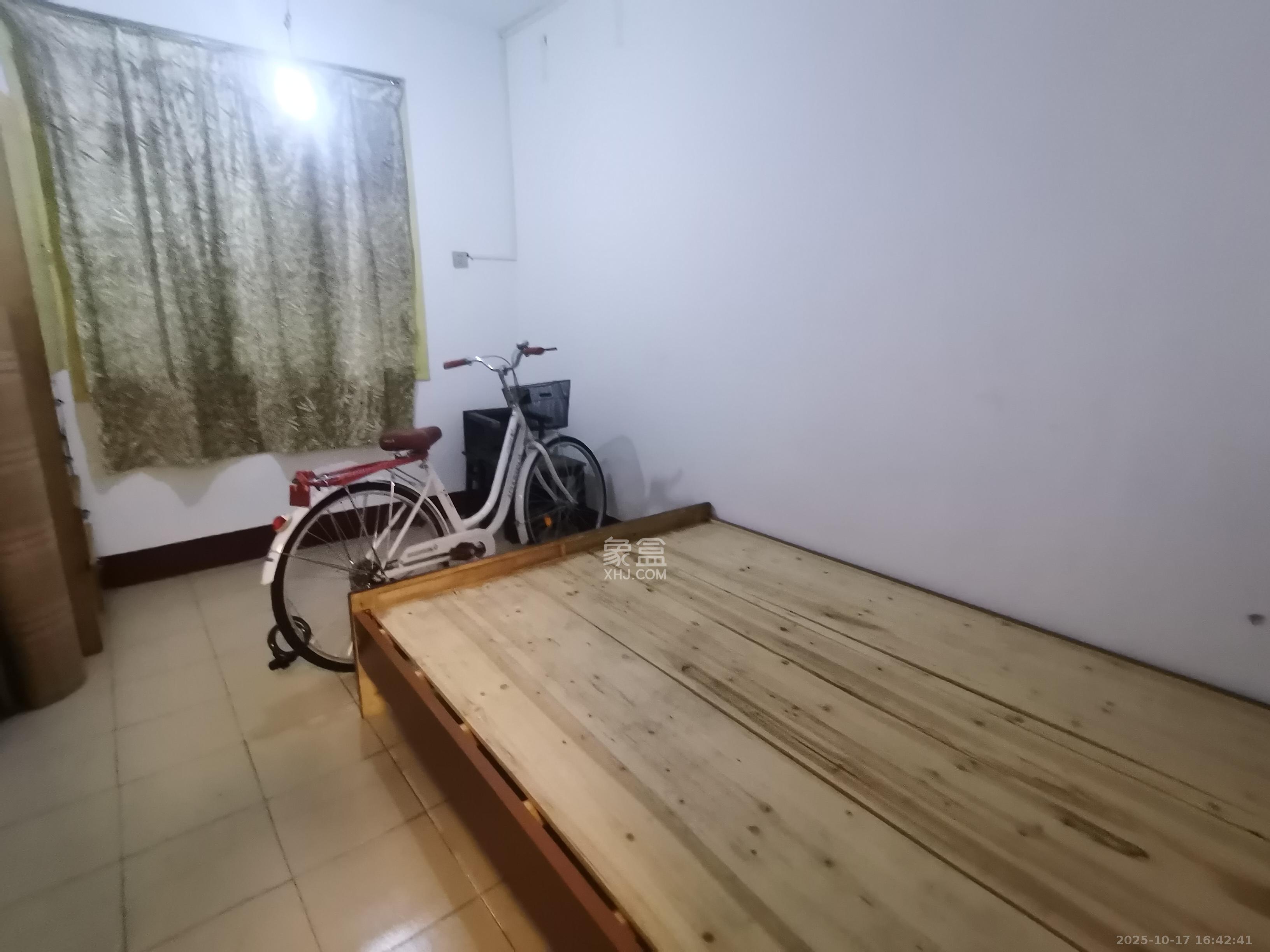 正圆小区(树木岭) 2室1厅1卫 1300.0元/月 正圆小区(树木岭) 2室1厅1卫 1300.0元/月室内图