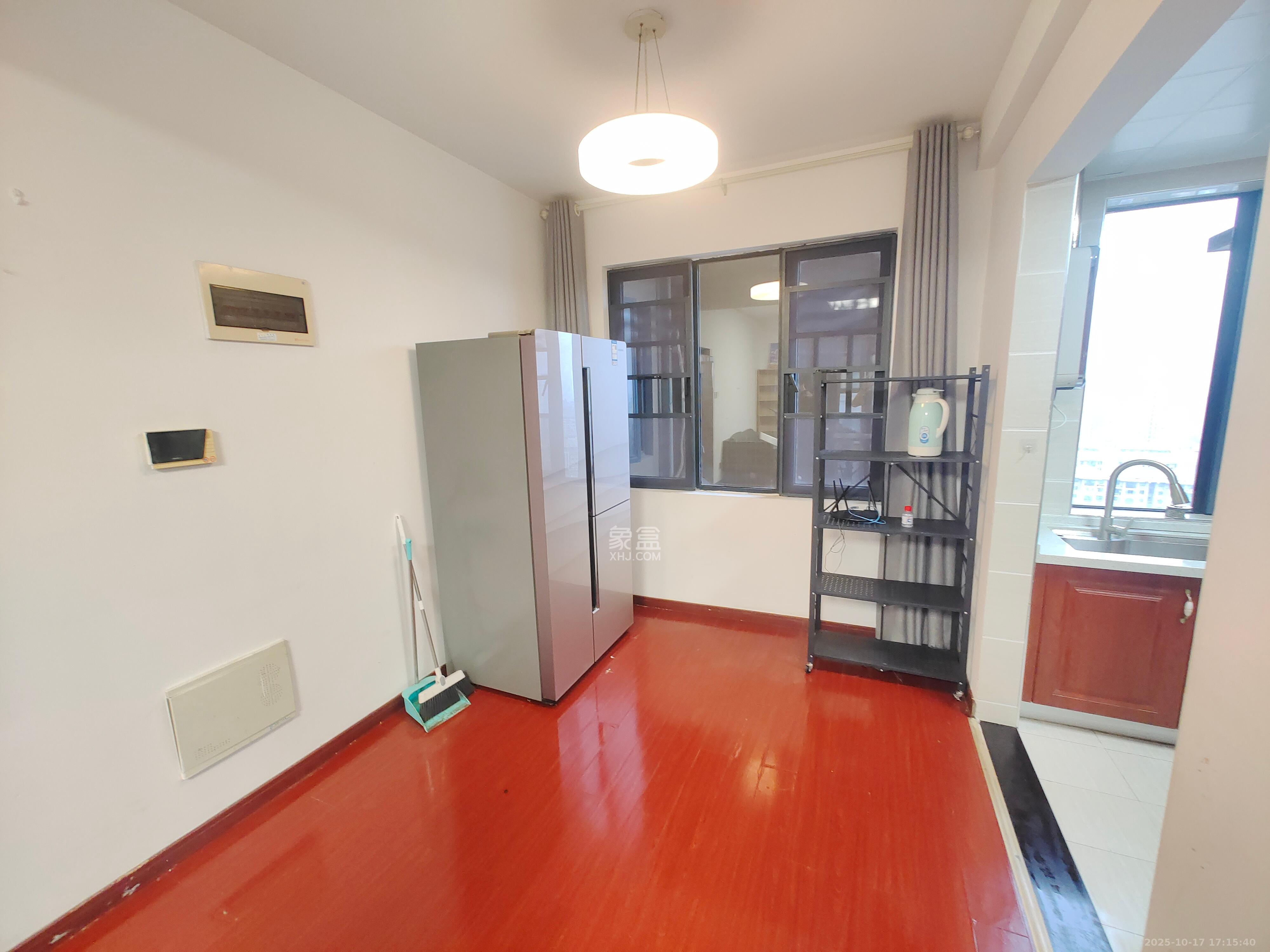 永祺西京  3室2厅2卫    3000.0元/月室内图