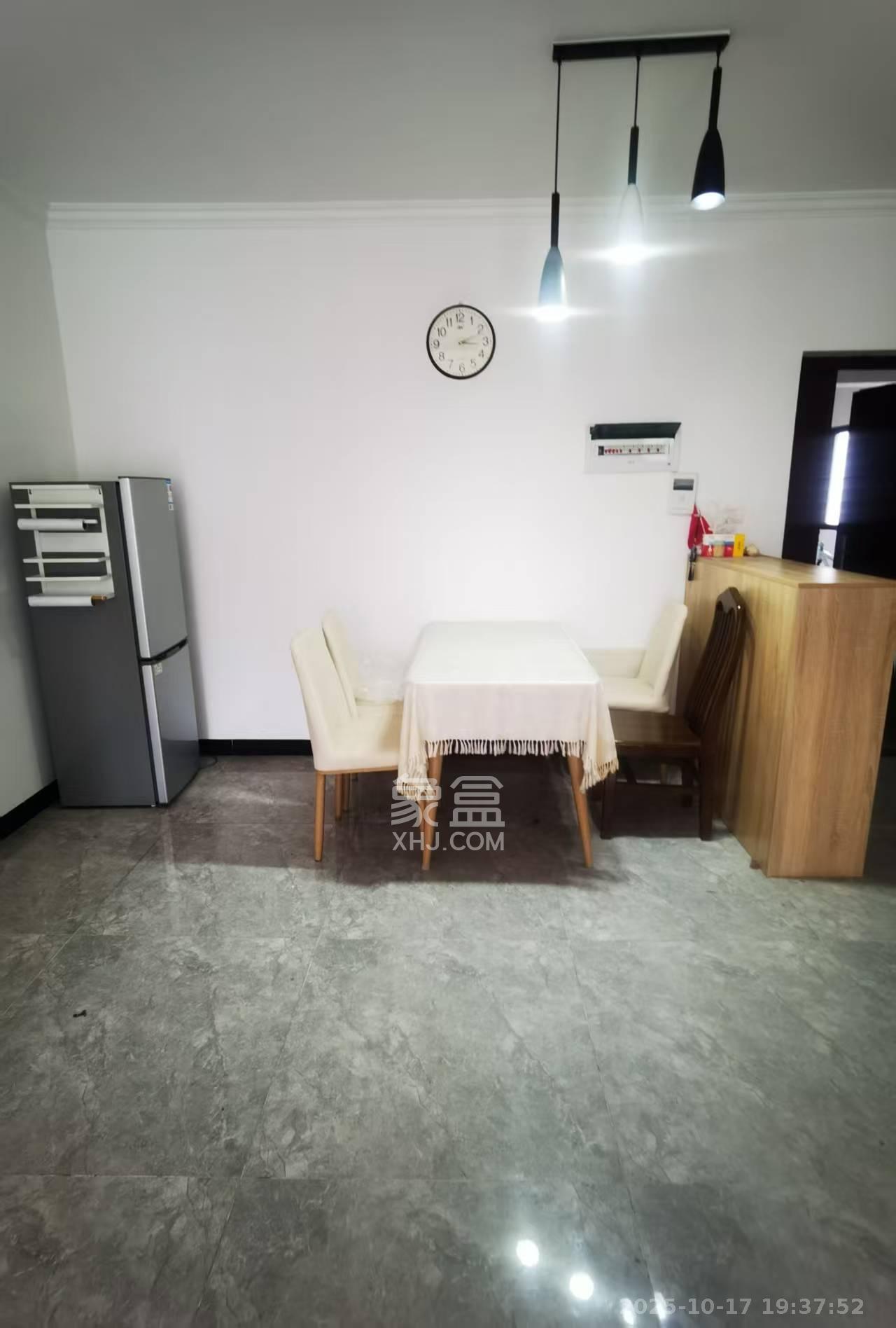 广悦星苑润园 2室2厅1卫 1700.0元/月 广悦星苑润园 2室2厅1卫 1700.0元/月室内图