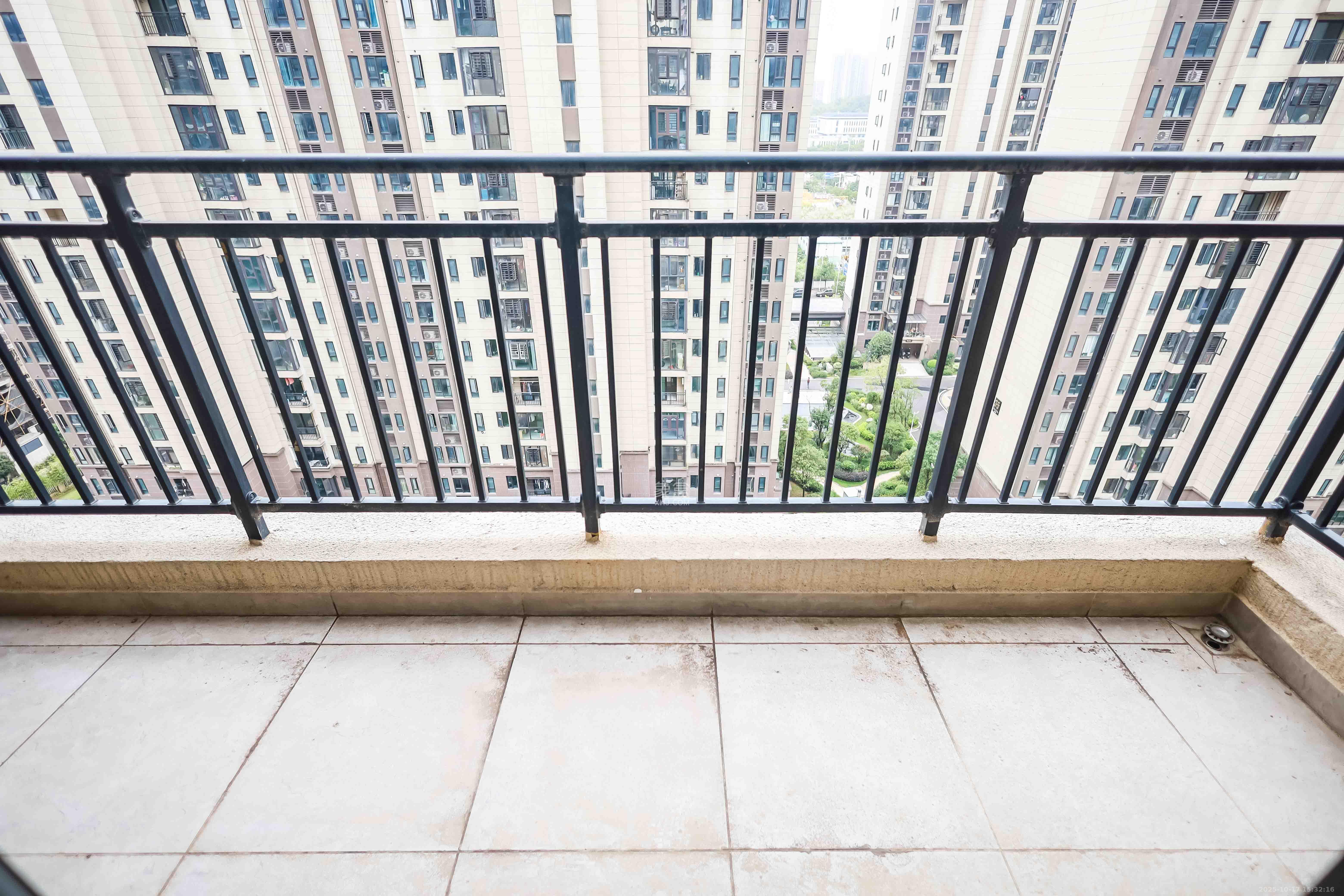 碧桂园荟隽棠  4室2厅2卫    118.0万 碧桂园荟隽棠  4室2厅2卫    118.0万阳台