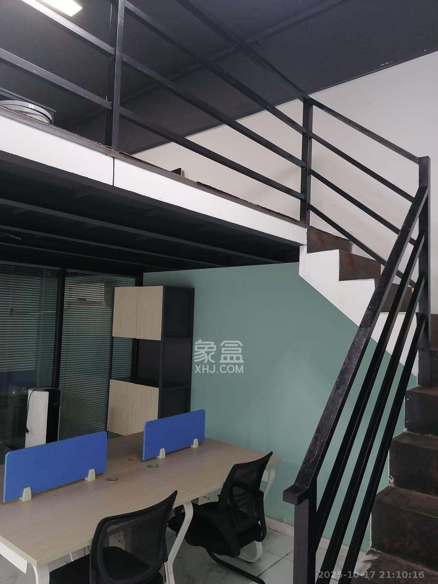 华润置地广场二期  1室1厅1卫    2500.0元/月室内图