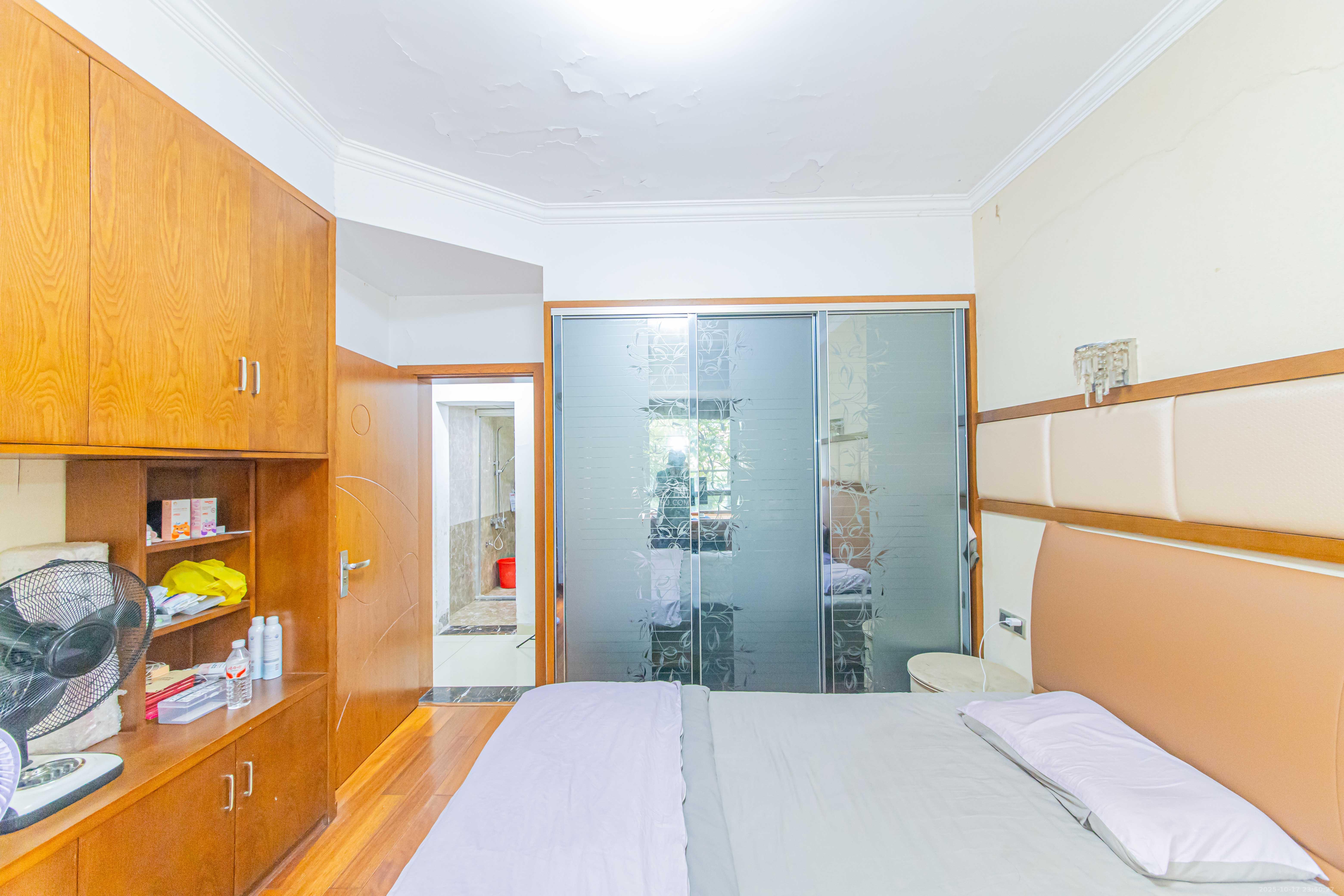 金房奥斯卡 3室2厅1卫 92.8万 金房奥斯卡 3室2厅1卫 92.8万卧室