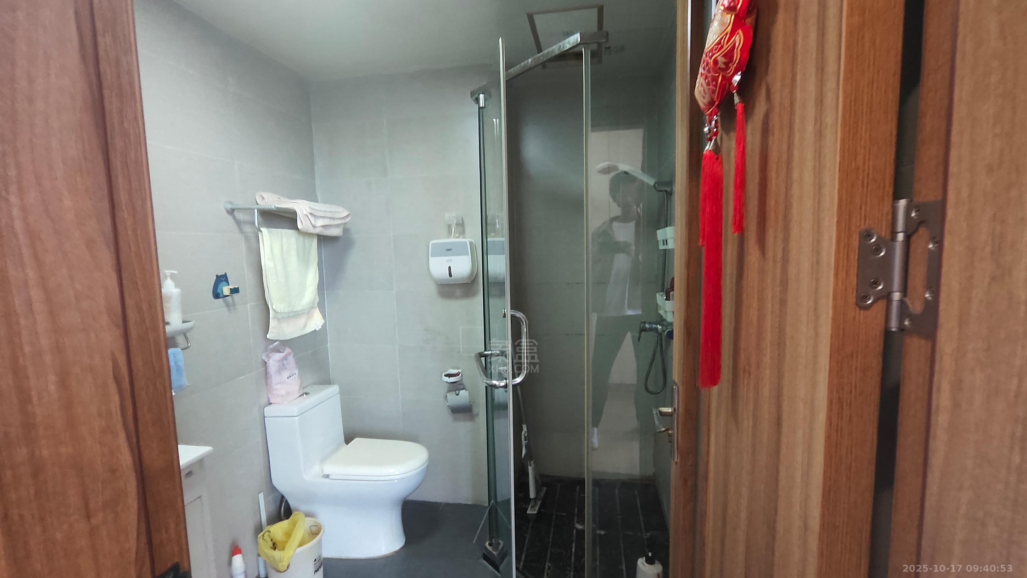 中泰财富湘江  1室1厅1卫    1200.0元/月室内图