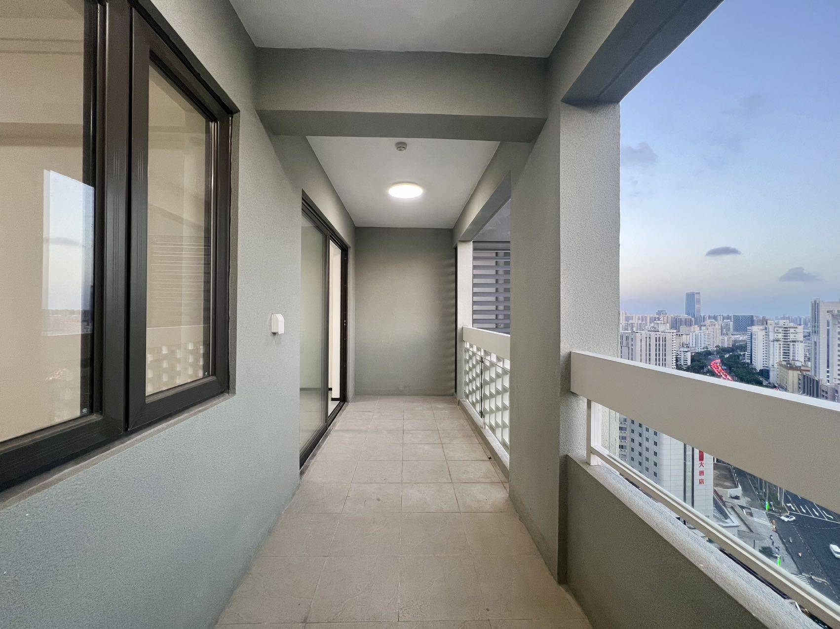 海府大院（海府路41号）  3室2厅1卫    3000.0元/月室内图