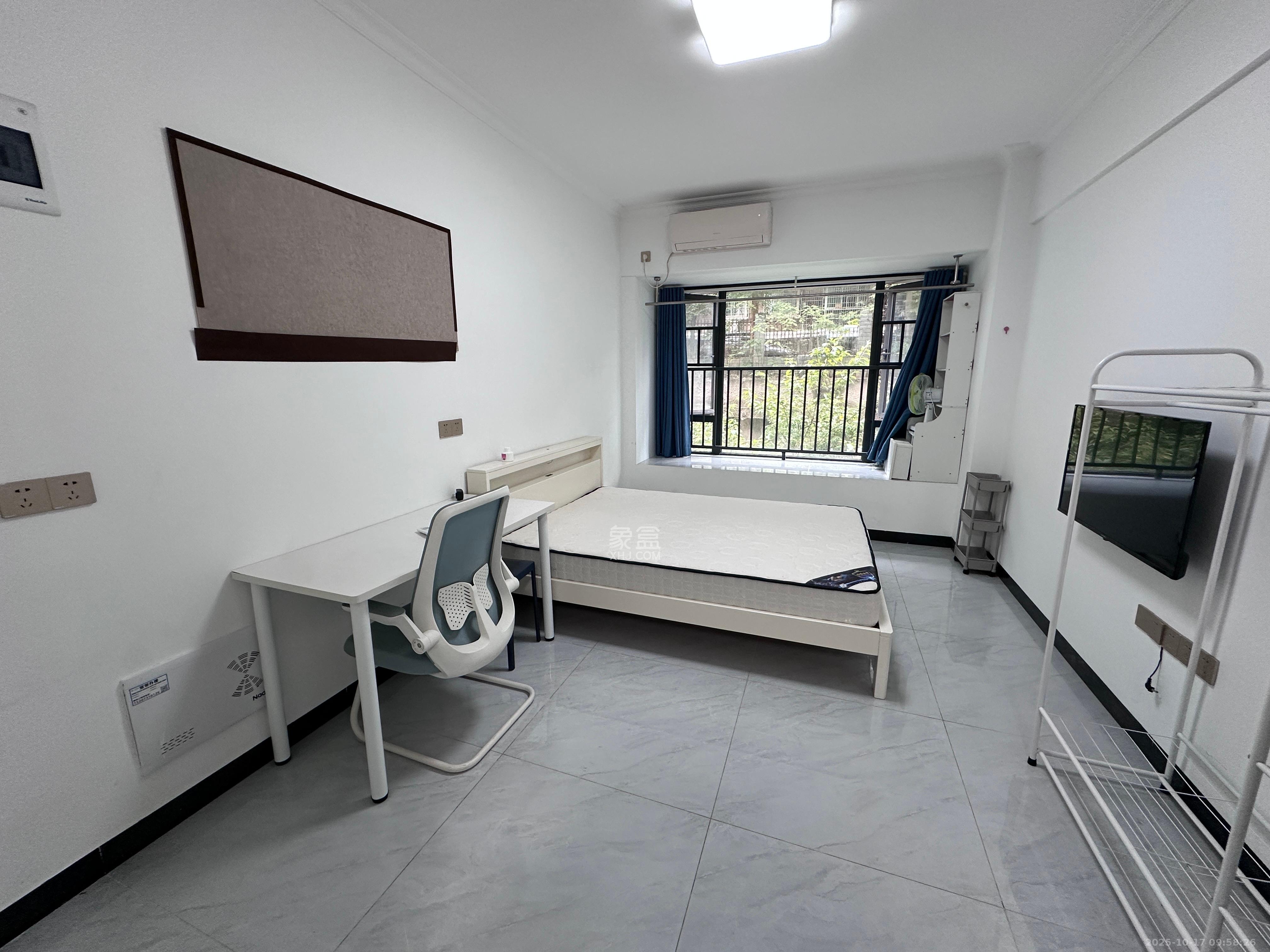 龙湖湘江星座(祺鑫星座公寓) 1室1厅1卫 1300.0元/月 龙湖湘江星座(祺鑫星座公寓) 1室1厅1卫 1300.0元/月室内图