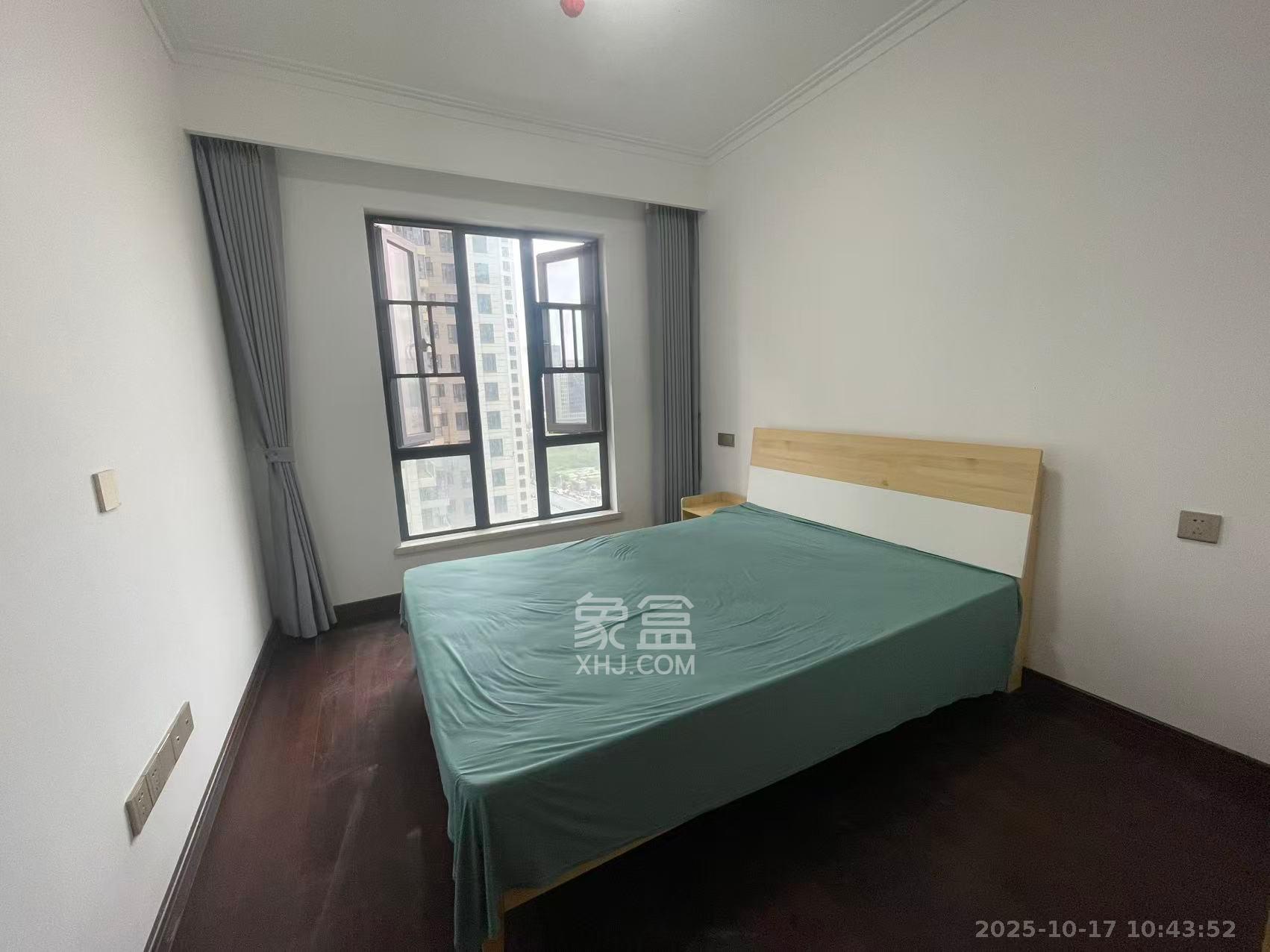 绿地长沙城际空间站(绿地新里佳苑) 3室2厅2卫 3300.0元/月 绿地长沙城际空间站(绿地新里佳苑) 3室2厅2卫 3300.0元/月室内图