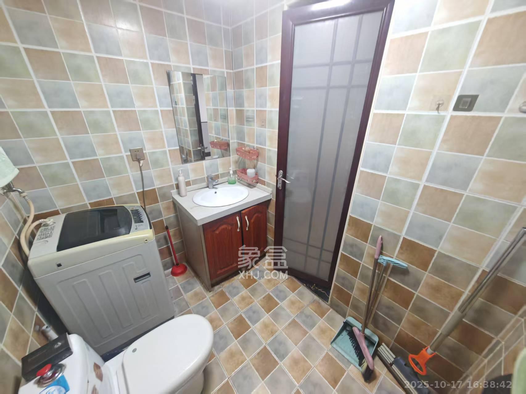 BOBO国际  2室1厅1卫    2100.0元/月室内图