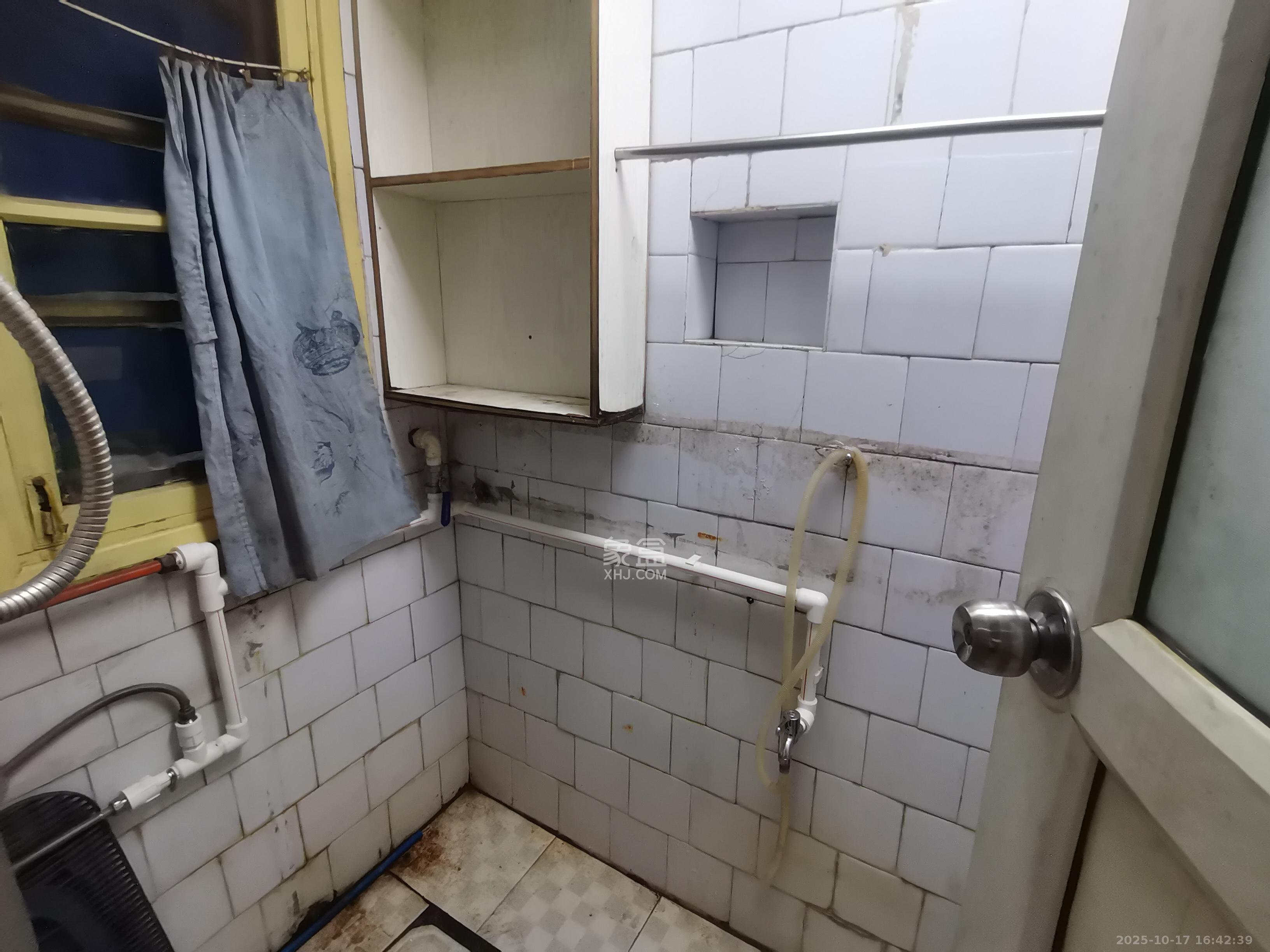 正圆小区(树木岭) 2室1厅1卫 1300.0元/月 正圆小区(树木岭) 2室1厅1卫 1300.0元/月室内图