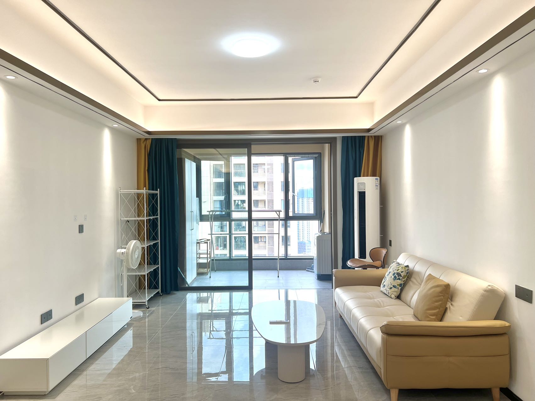 海航豪庭南苑  2室2厅1卫    4500.0元/月 海航豪庭南苑  2室2厅1卫    4500.0元/月