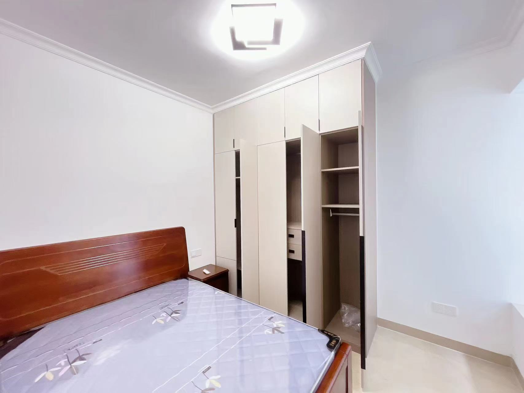 互助小区电梯房  2室1厅1卫    1600.0元/月室内图