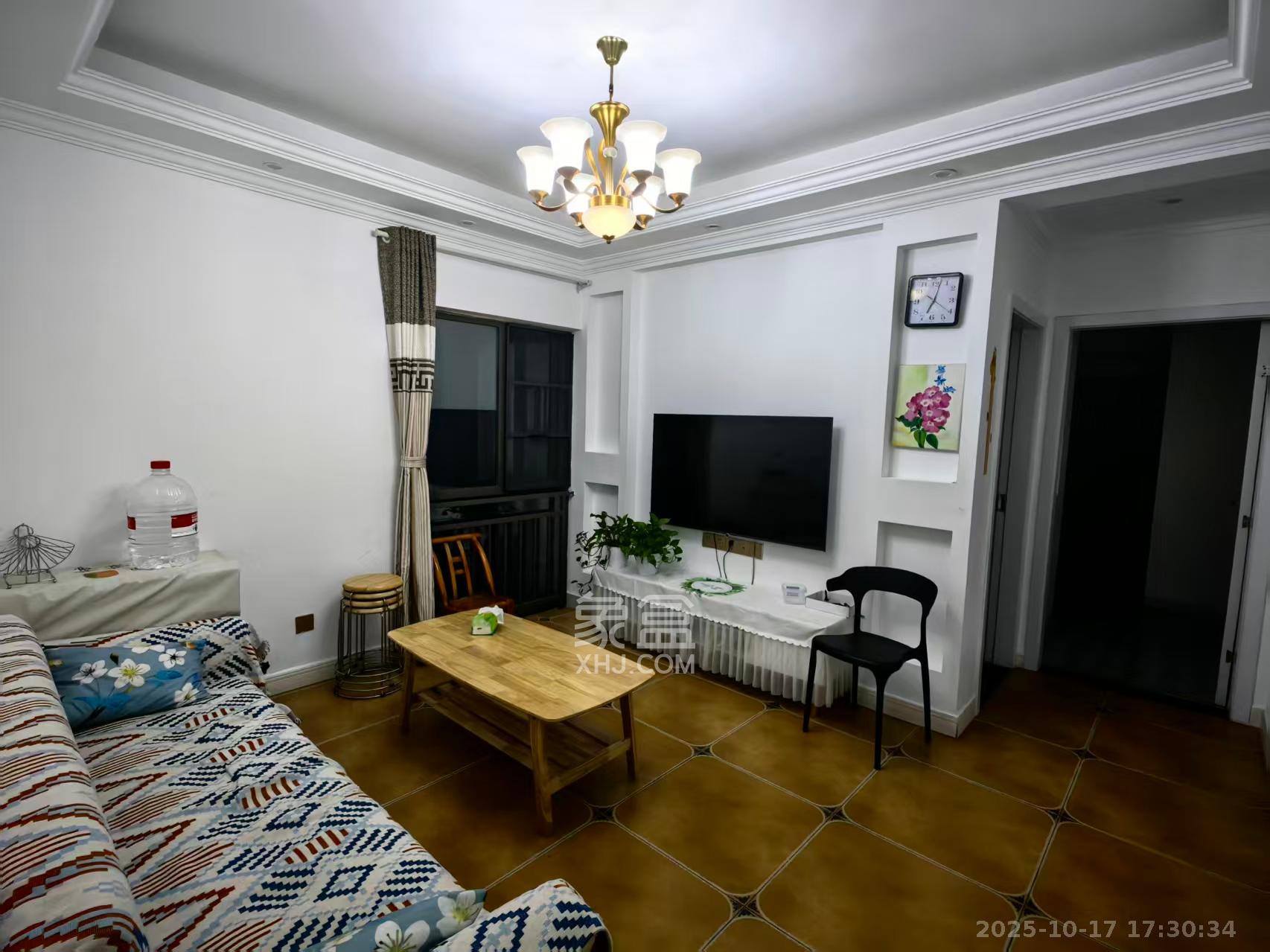 旭辉华庭  2室1厅1卫    1600.0元/月