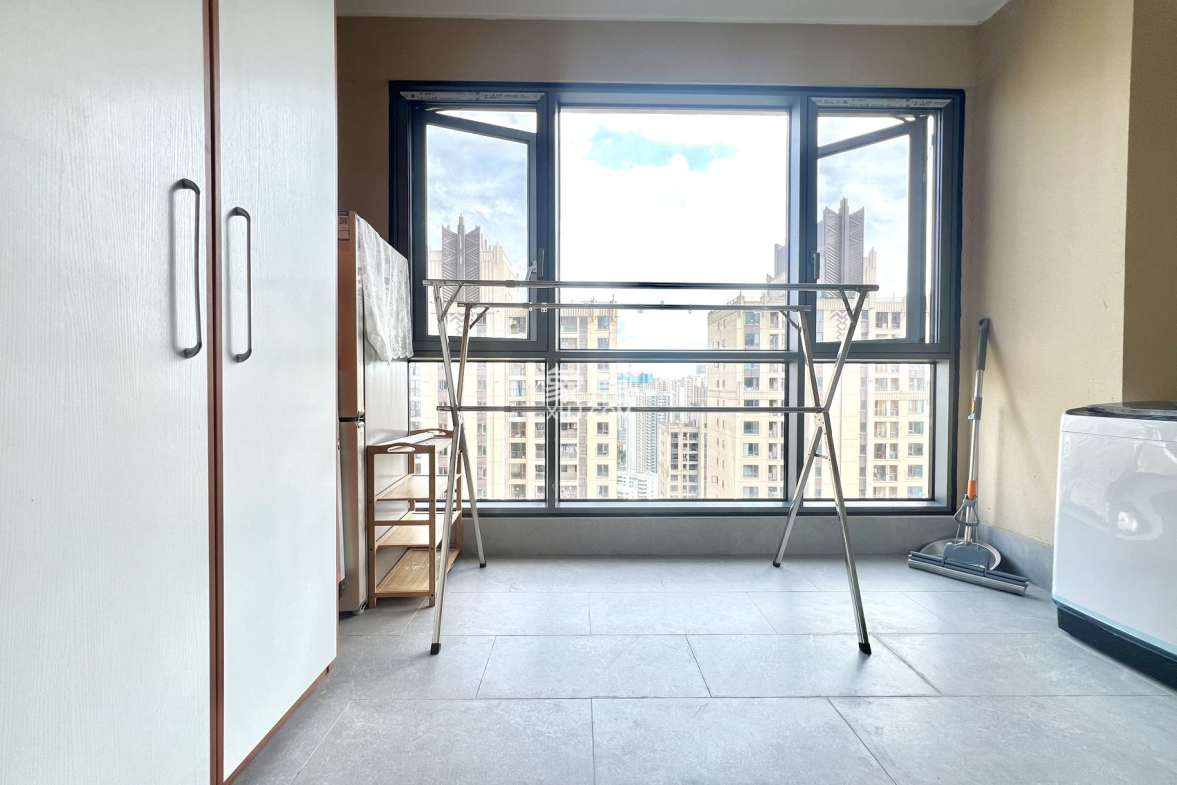 海航豪庭南苑  2室2厅1卫    4500.0元/月 海航豪庭南苑  2室2厅1卫    4500.0元/月室内图