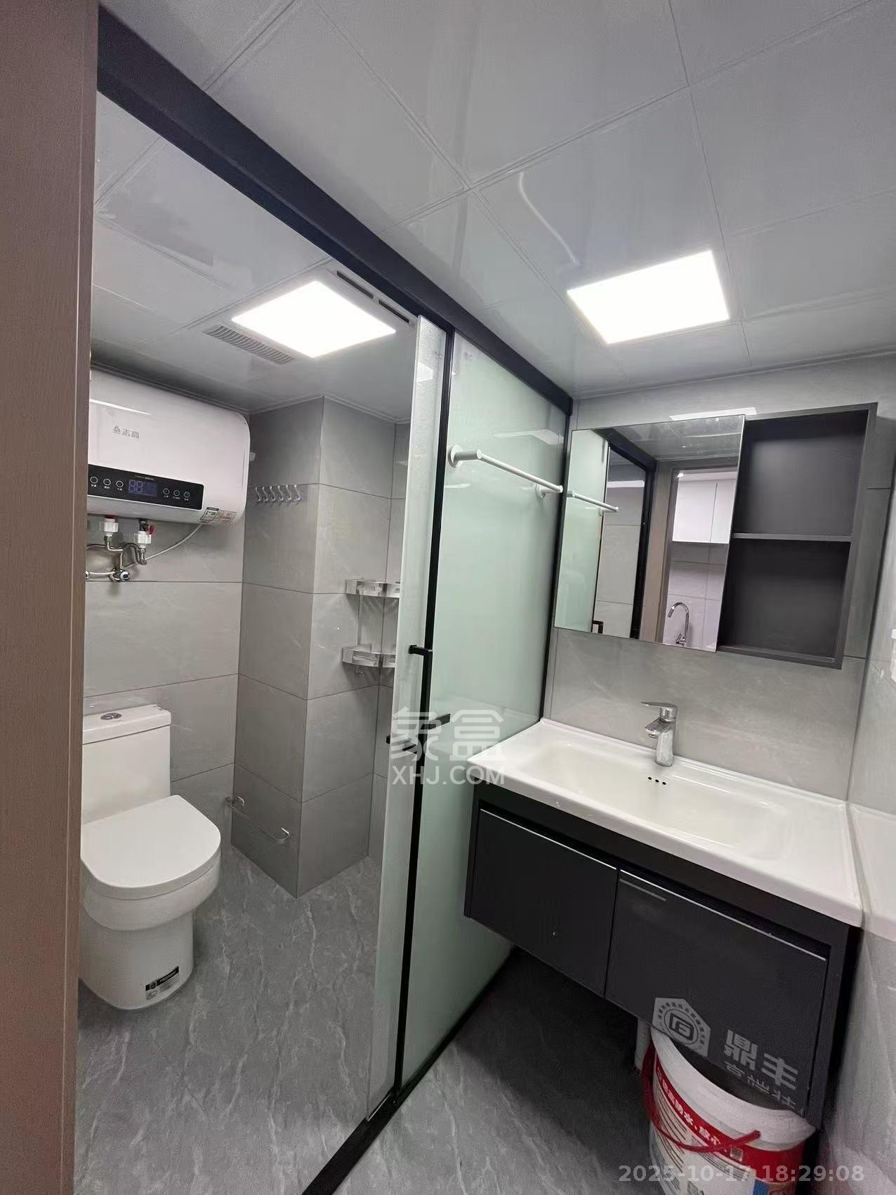 新城悦隽公园  1室1厅1卫    1100.0元/月室内图