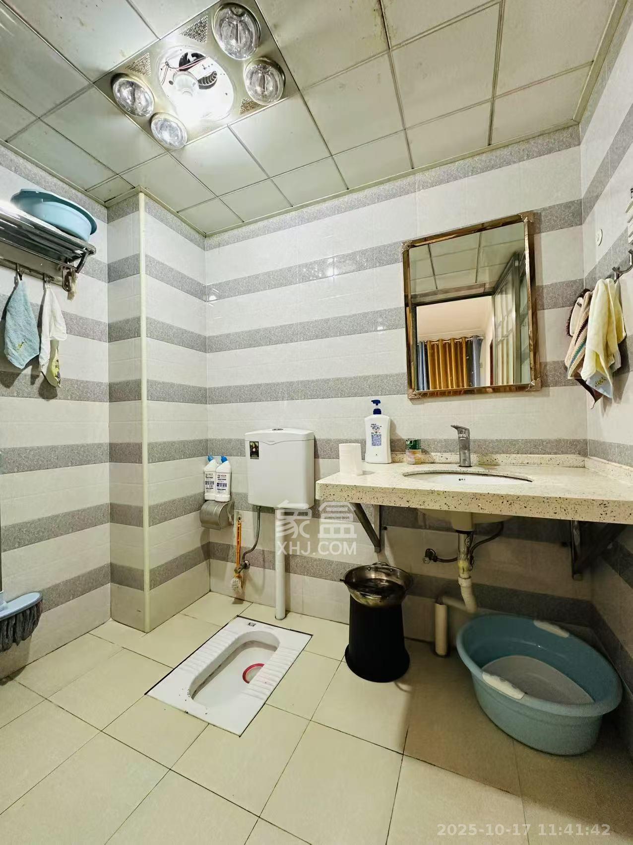 宜家湘颂(景致雅苑) 2室1厅1卫 1800.0元/月 宜家湘颂(景致雅苑) 2室1厅1卫 1800.0元/月室内图