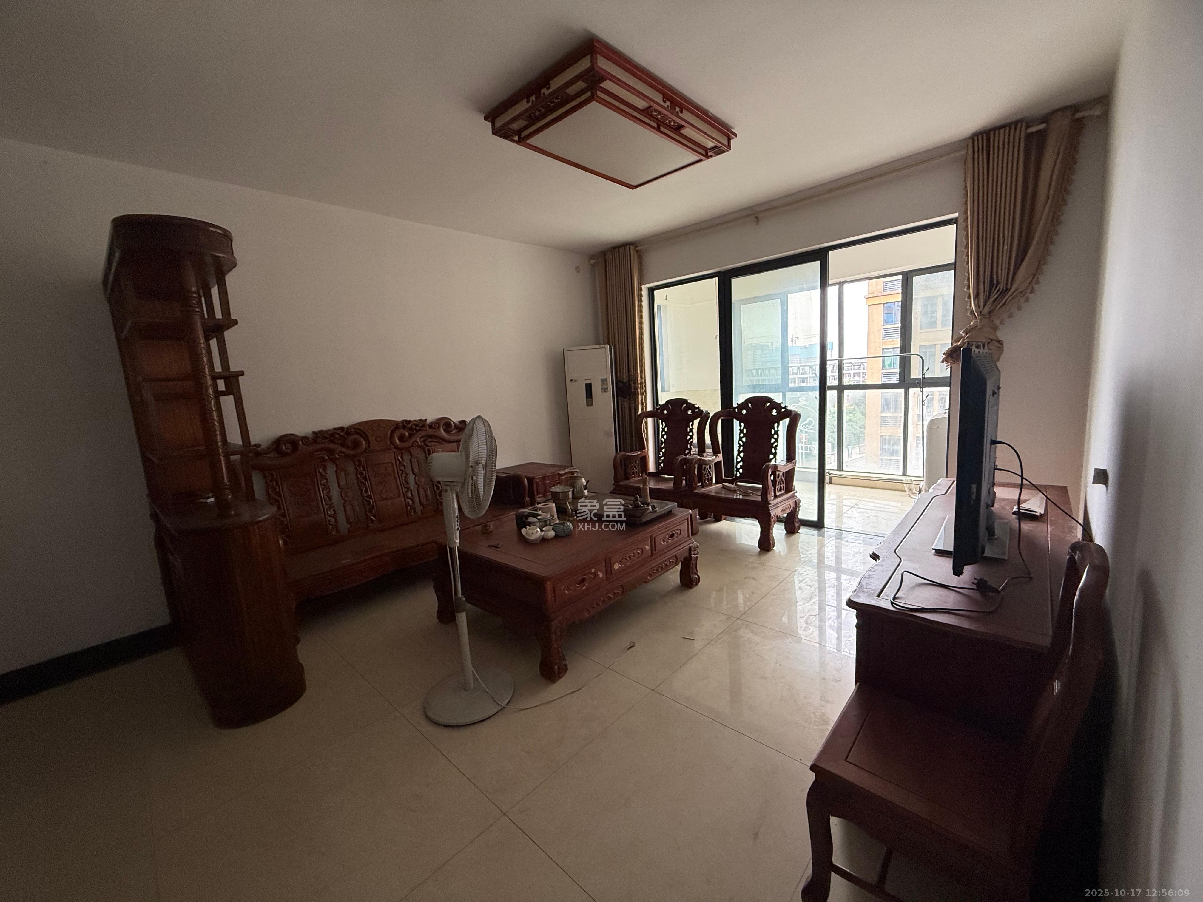 鑫远尚玺苑  3室2厅2卫    3200.0元/月