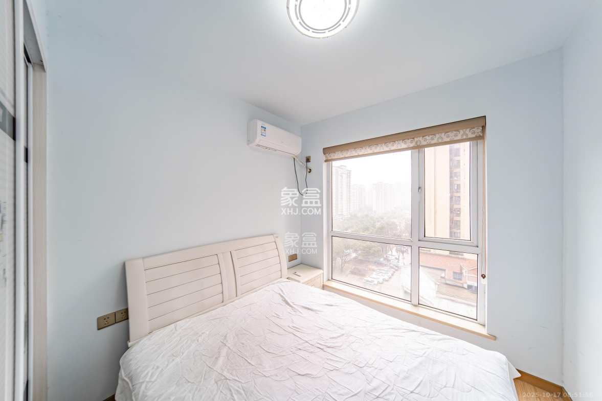 COCO蜜城 2室1厅1卫 2700.0元/月 COCO蜜城 2室1厅1卫 2700.0元/月室内图