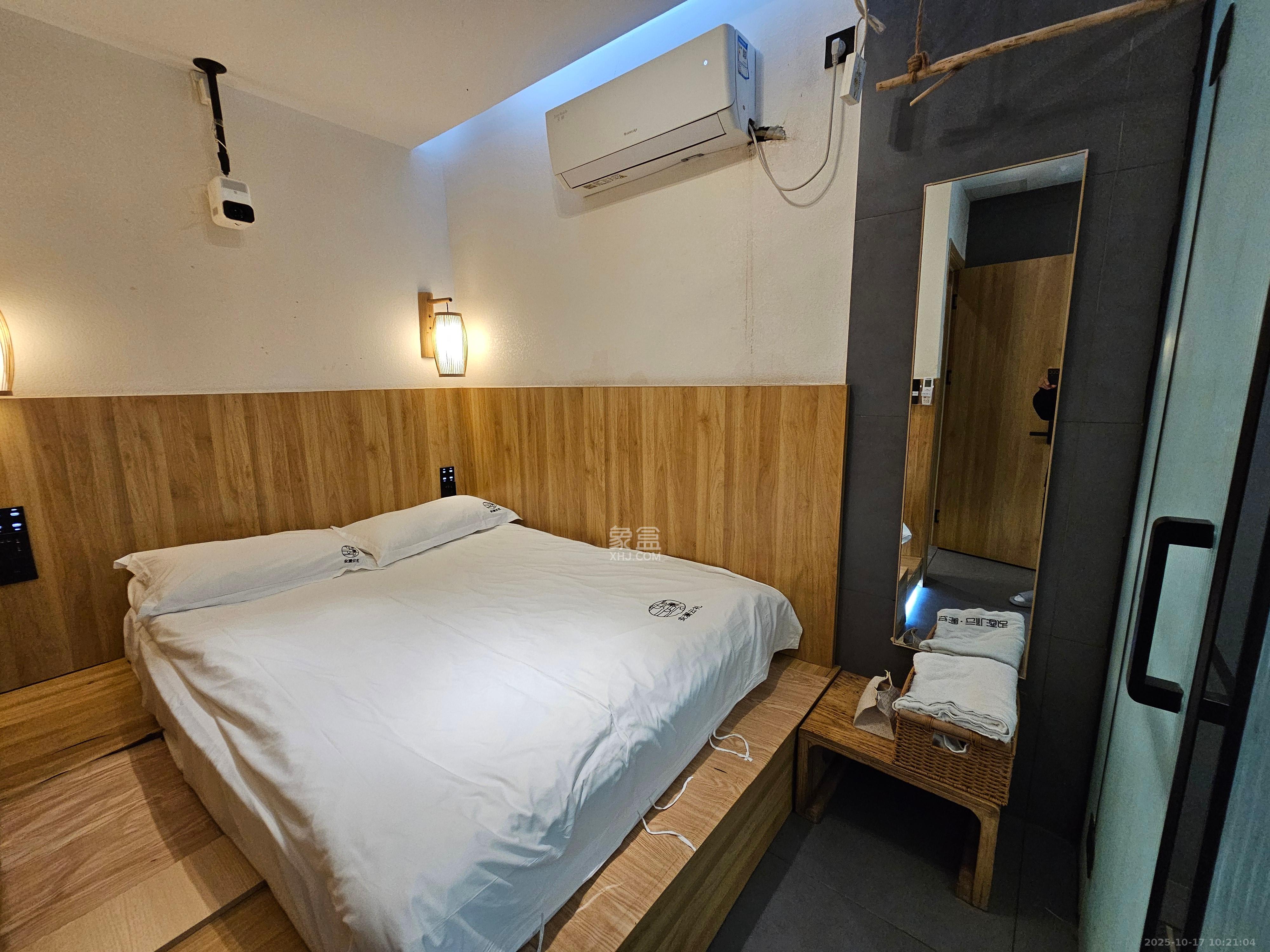 东茅街散盘  24室4厅4卫    18000.0元/月室内图