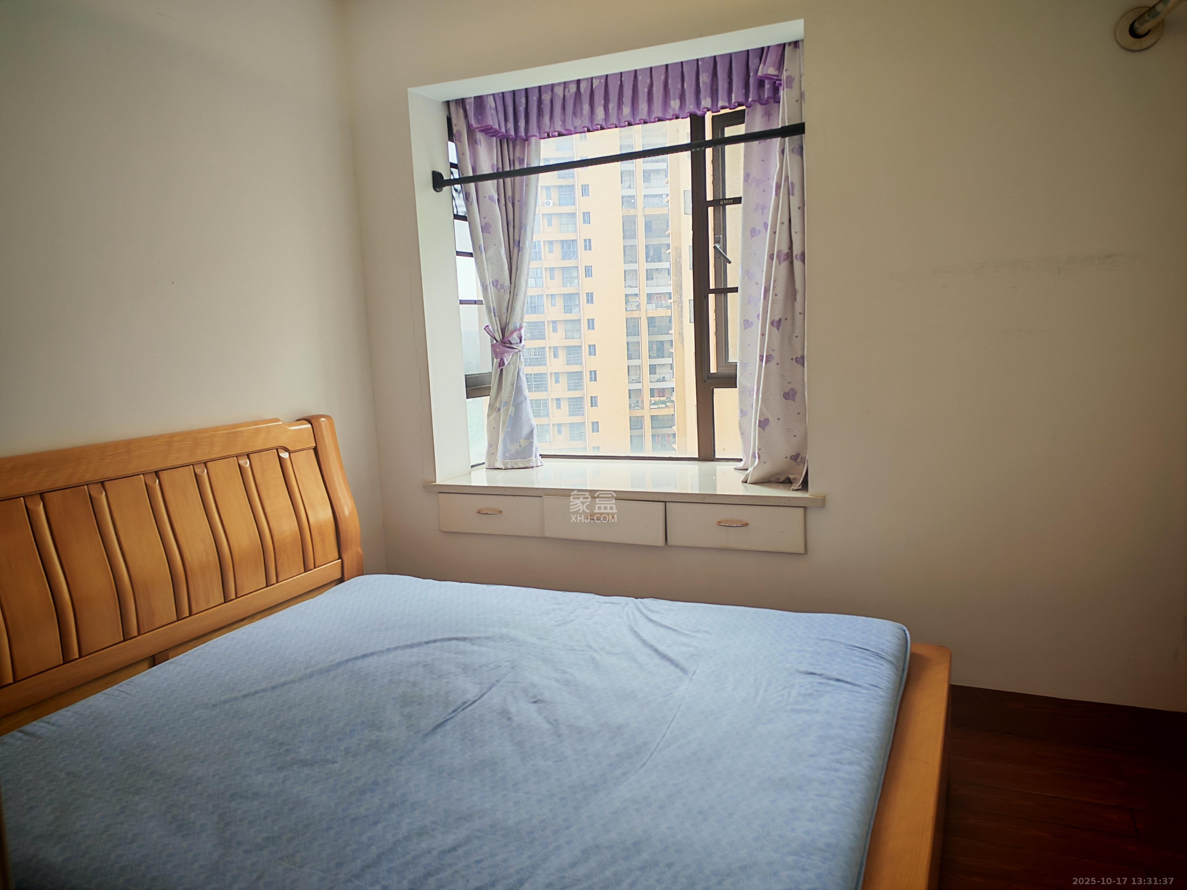 山语城三期  2室2厅1卫    1600.0元/月室内图