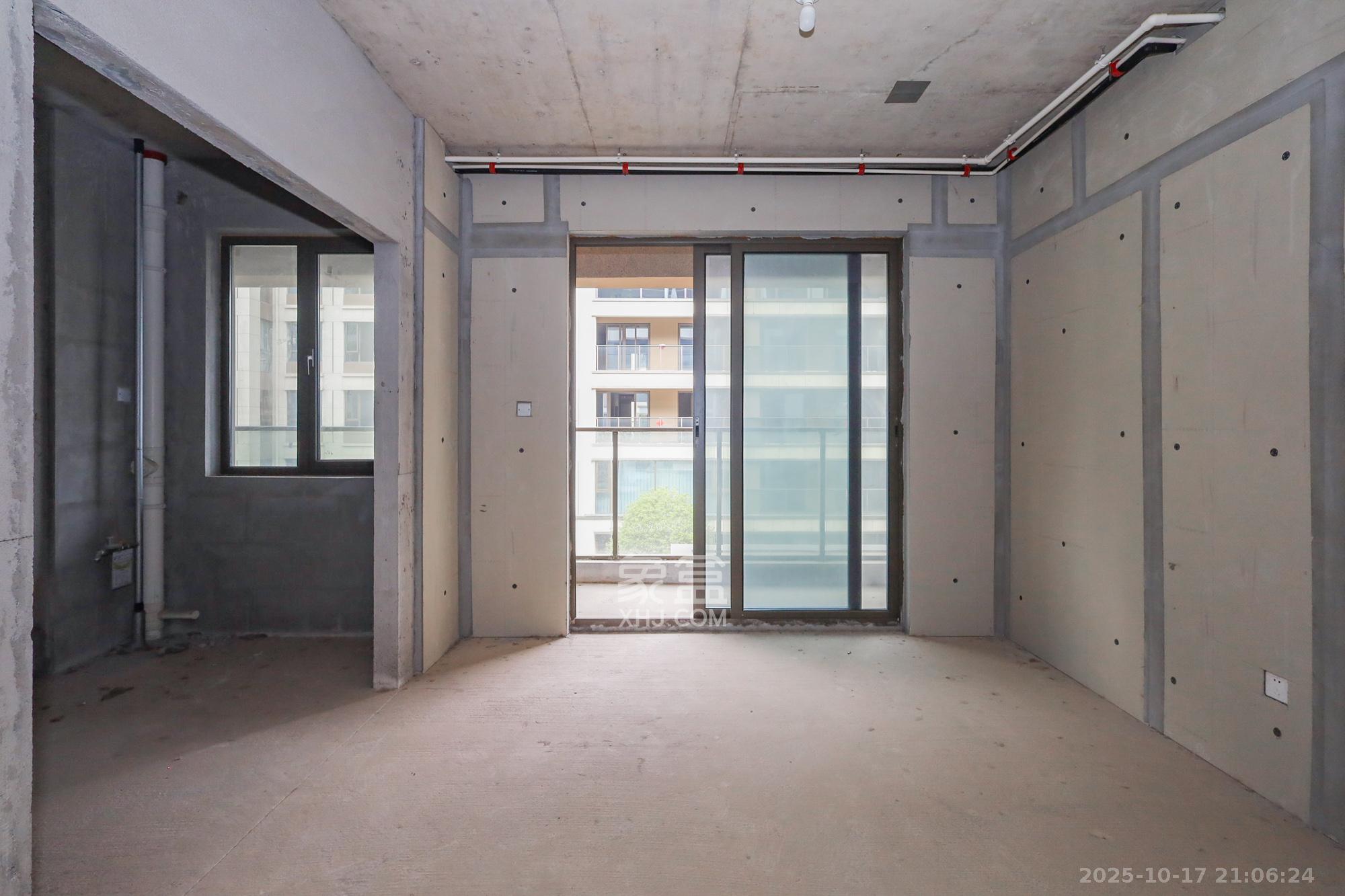 正荣滨江紫阙台  4室2厅2卫    280.0万 正荣滨江紫阙台  4室2厅2卫    280.0万其他