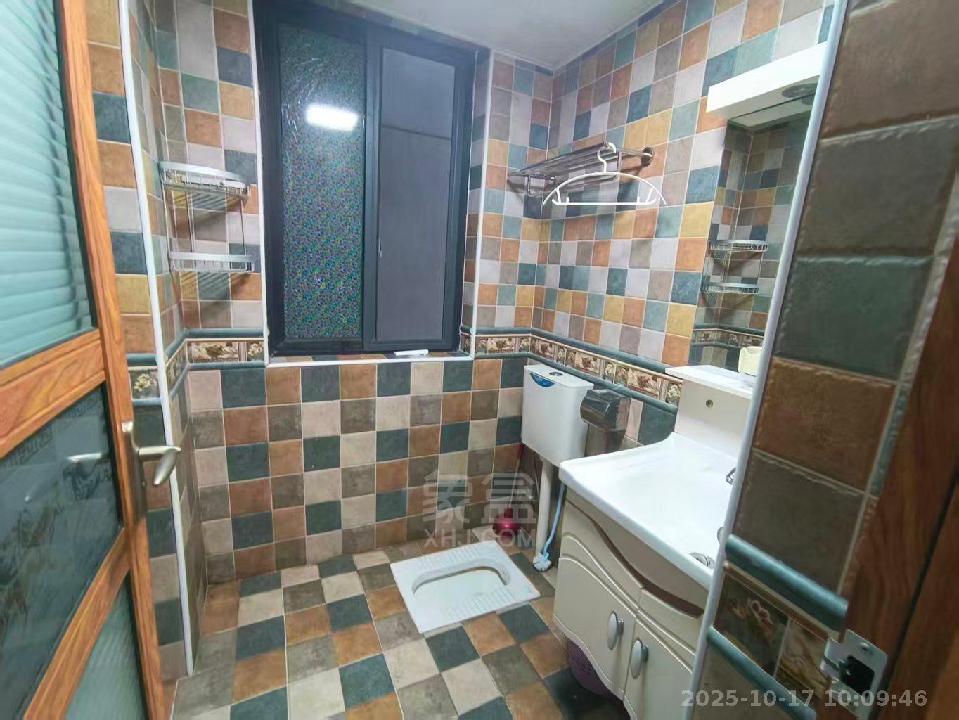 圣华名城建设北路110号 1室1厅1卫 800.0元/月 圣华名城建设北路110号 1室1厅1卫 800.0元/月室内图