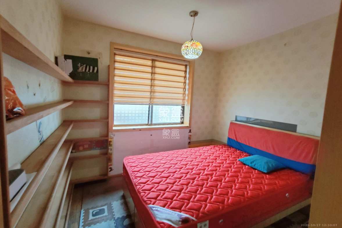 向东南社区 2室1厅1卫 1600.0元/月 向东南社区 2室1厅1卫 1600.0元/月室内图