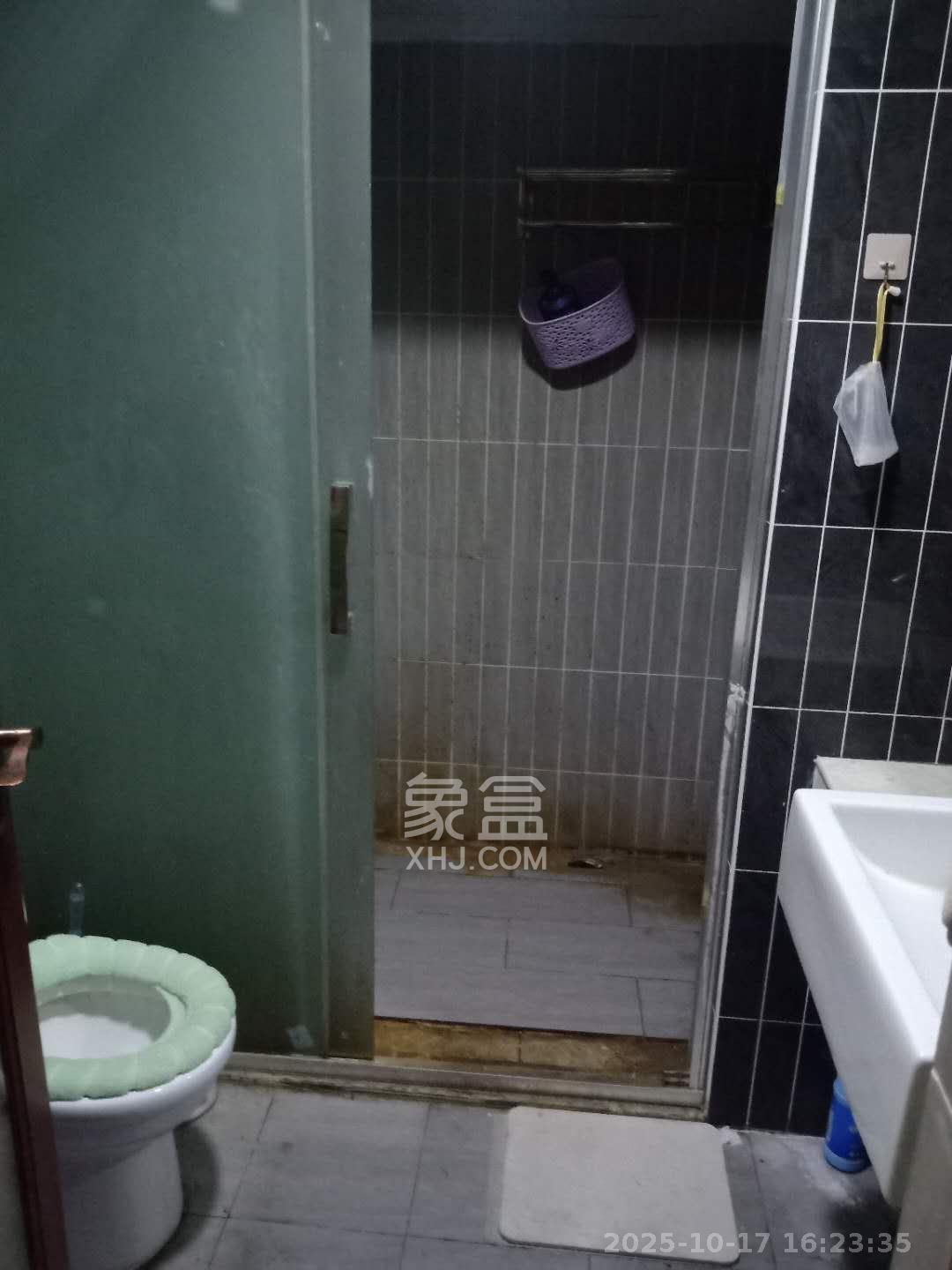 天元涉外景园B区 1室1厅1卫 1400.0元/月 天元涉外景园B区 1室1厅1卫 1400.0元/月室内图