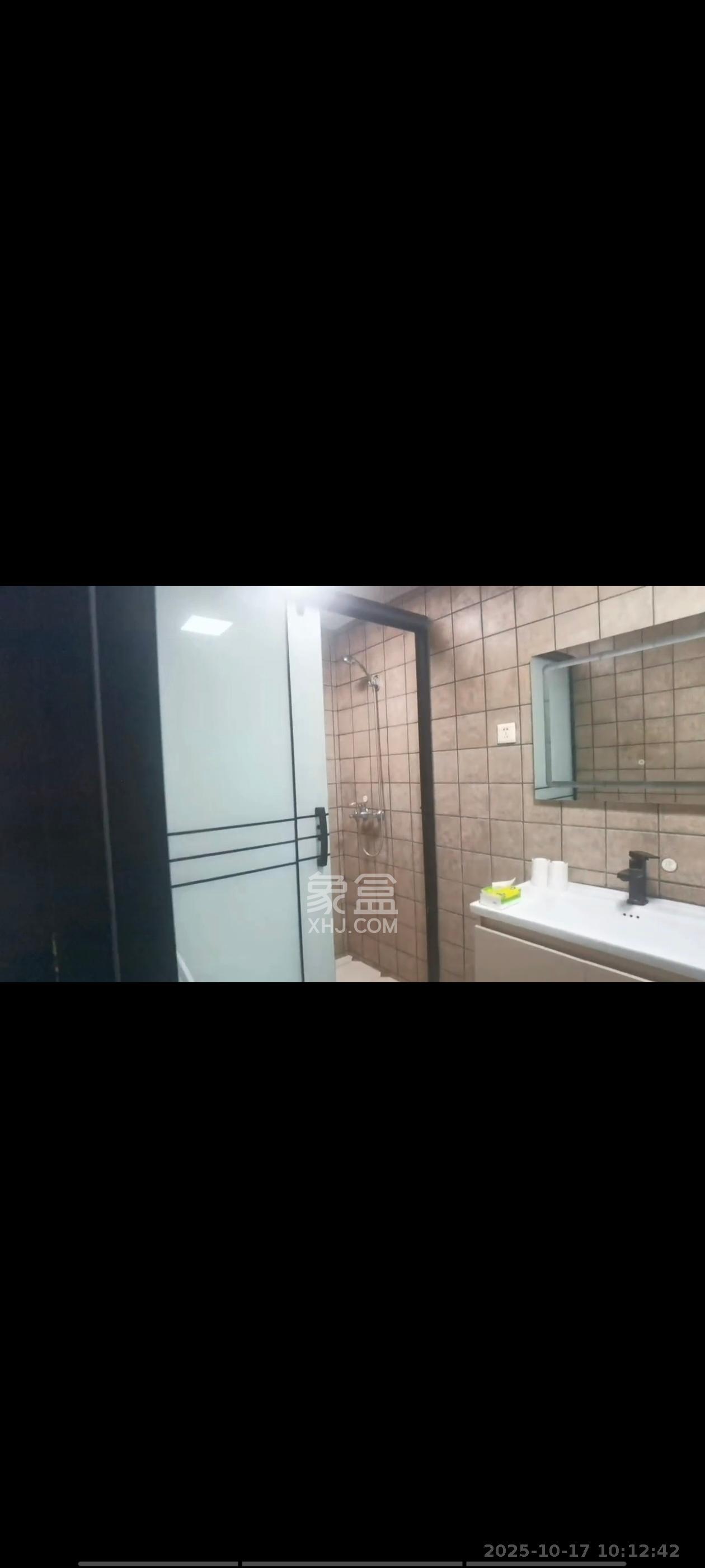 中天广场  3室1厅1卫    3300.0元/月室内图