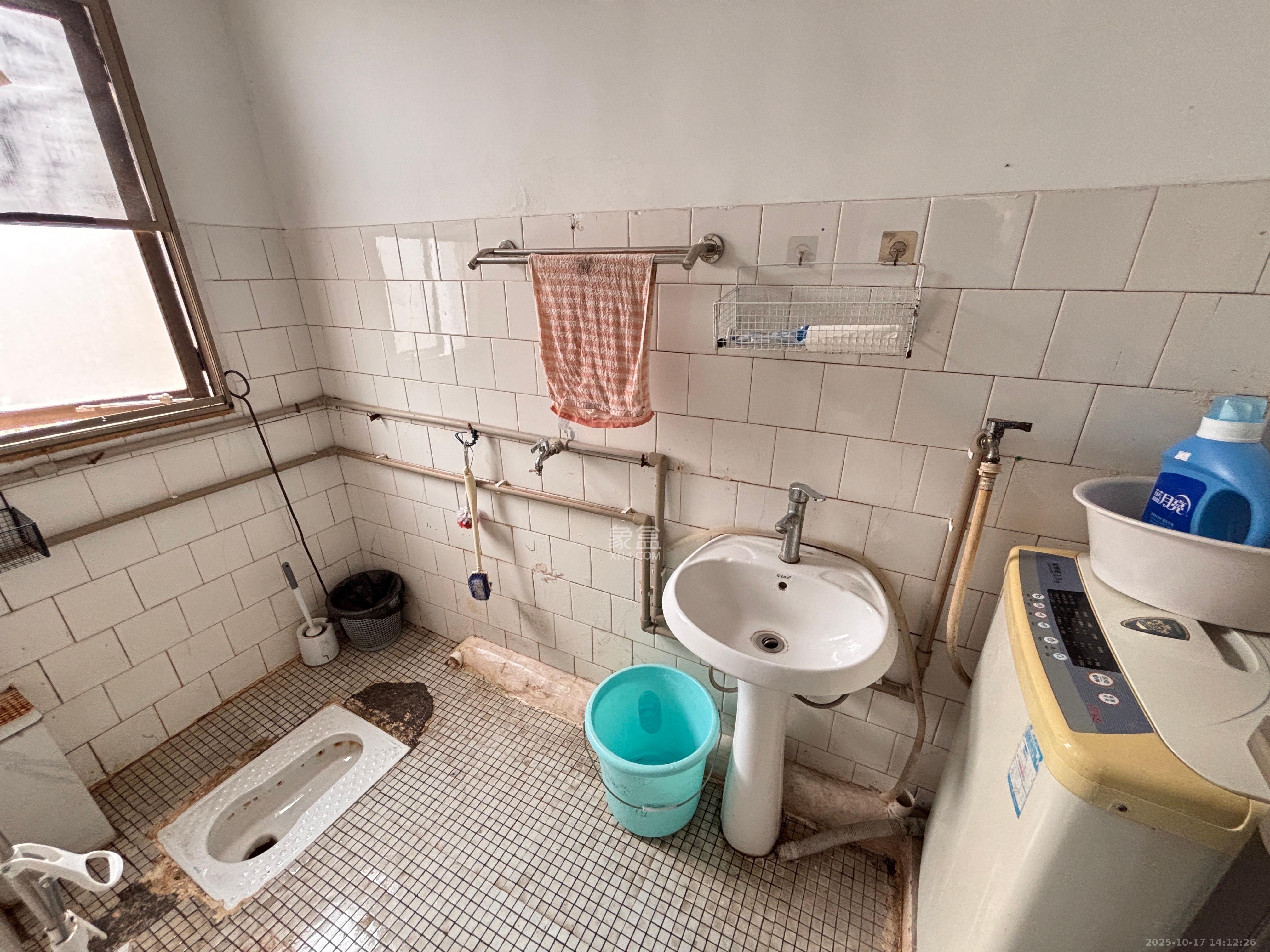 通程物流宿舍 2室1厅1卫 1200.0元/月 通程物流宿舍 2室1厅1卫 1200.0元/月室内图