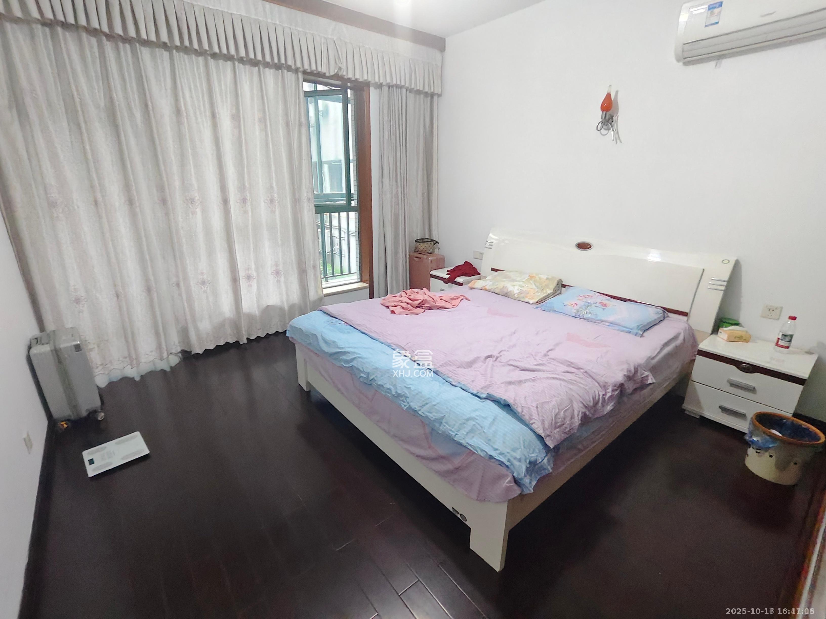 望兴景园一期  2室2厅1卫    2200.0元/月 望兴景园一期  2室2厅1卫    2200.0元/月室内图