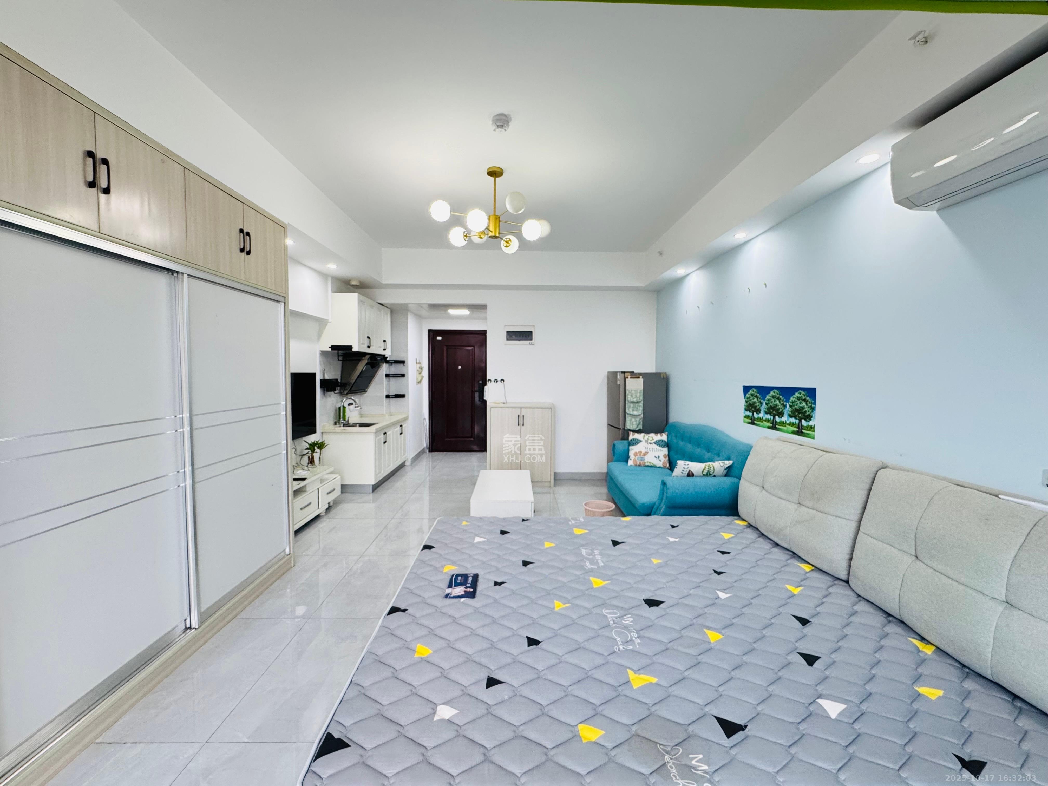 C-park天悦城(紫檀溪苑二期)  1室1厅1卫    1600.0元/月 C-park天悦城(紫檀溪苑二期)  1室1厅1卫    1600.0元/月室内图