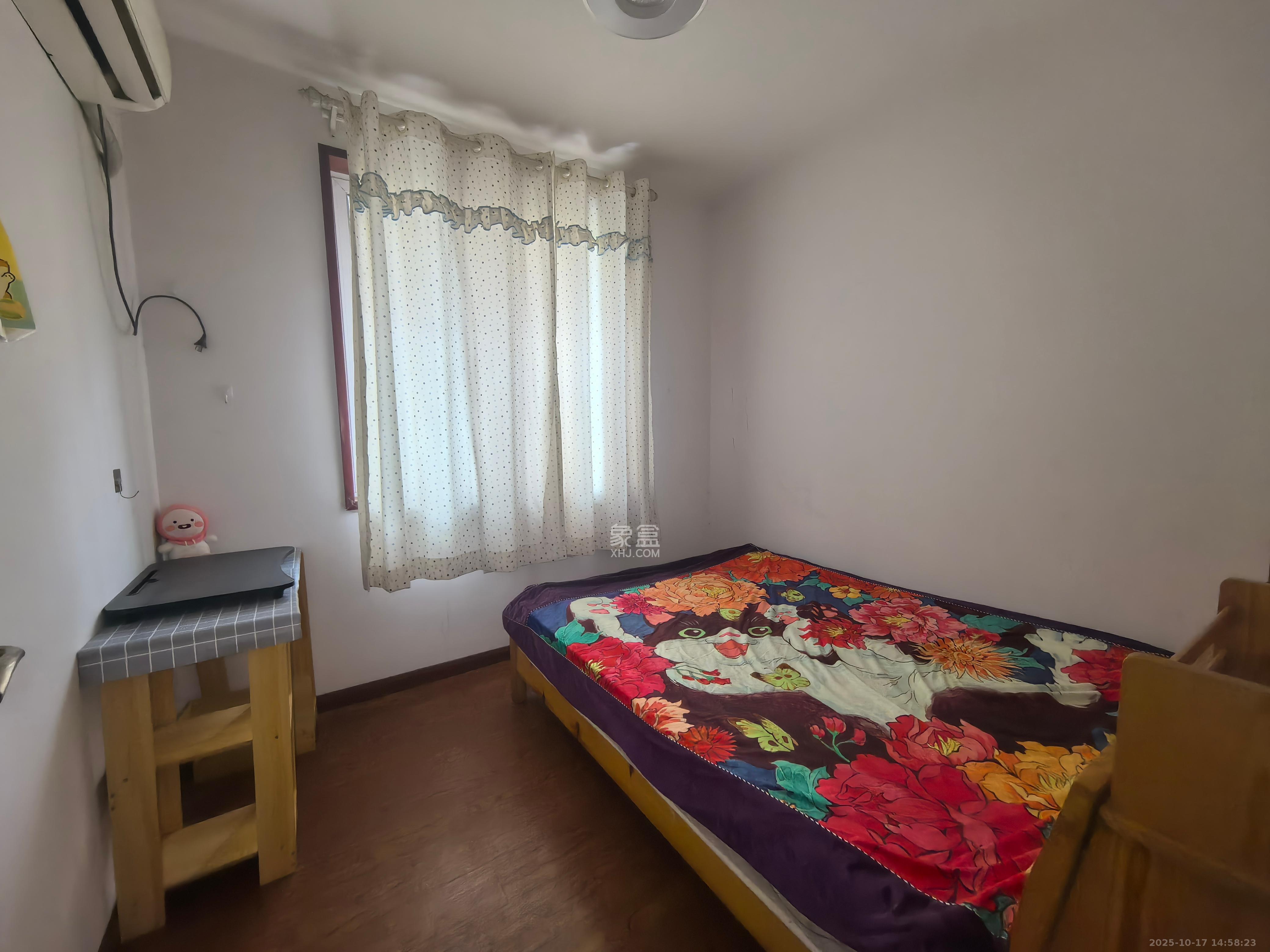 山水庭院  2室2厅1卫    1600.0元/月 山水庭院  2室2厅1卫    1600.0元/月室内图