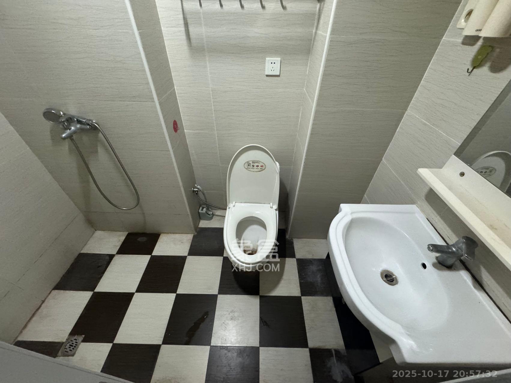 喜盈门范城  2室1厅1卫    1200.0元/月室内图