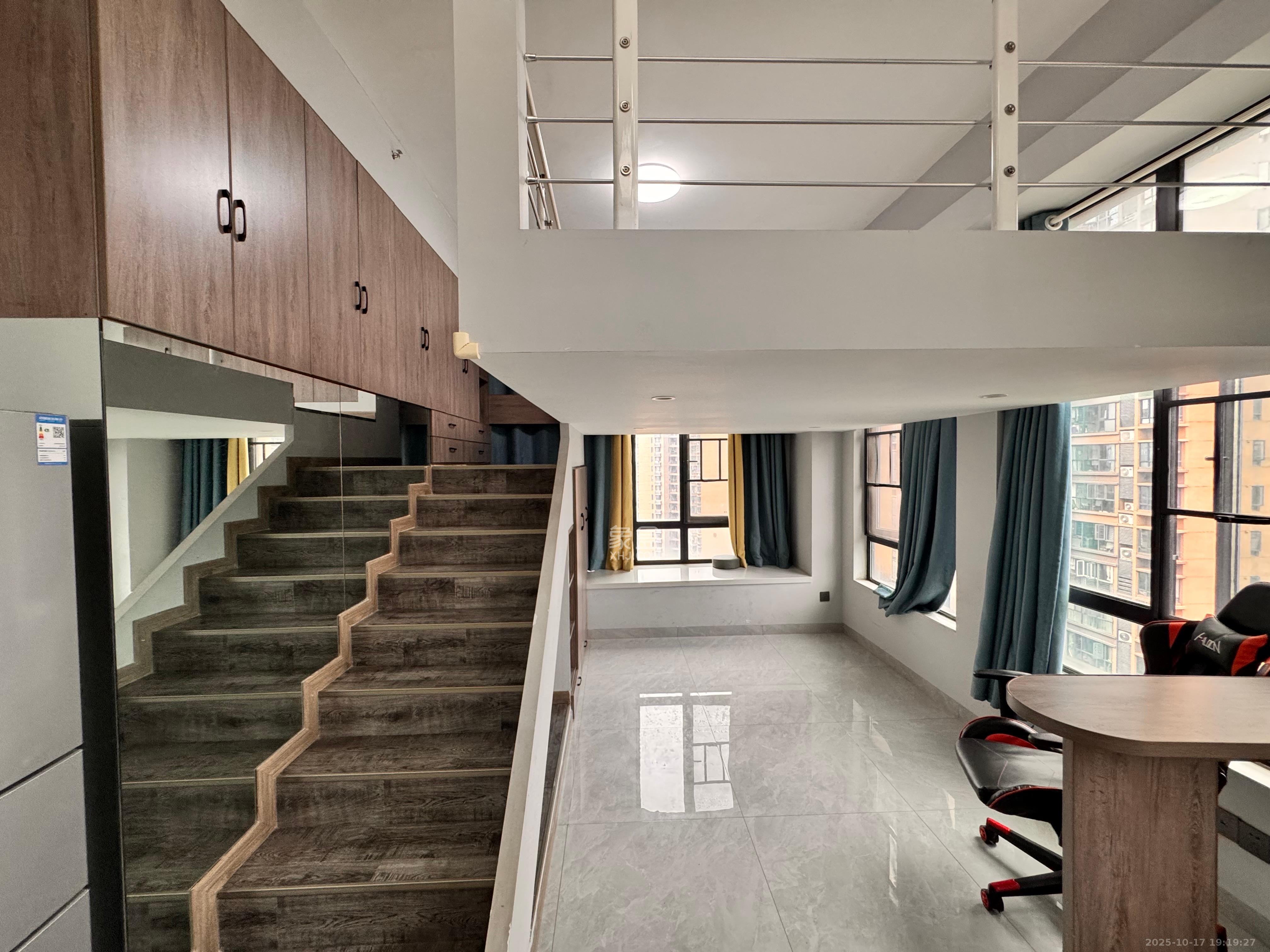 荣悦台  1室1厅1卫    1800.0元/月 荣悦台  1室1厅1卫    1800.0元/月室内图