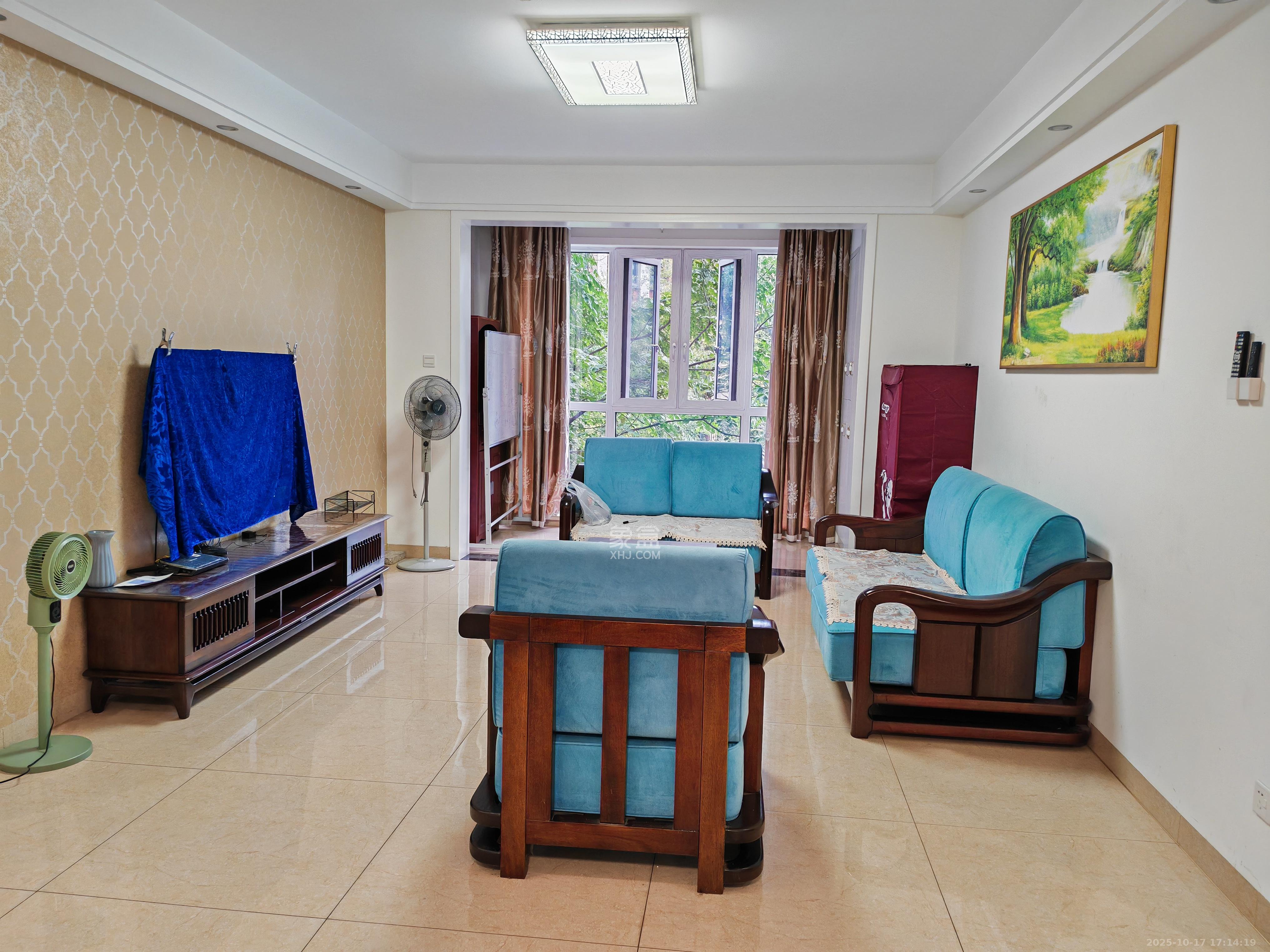 长房梅溪香山  4室2厅2卫    4000.0元/月室内图