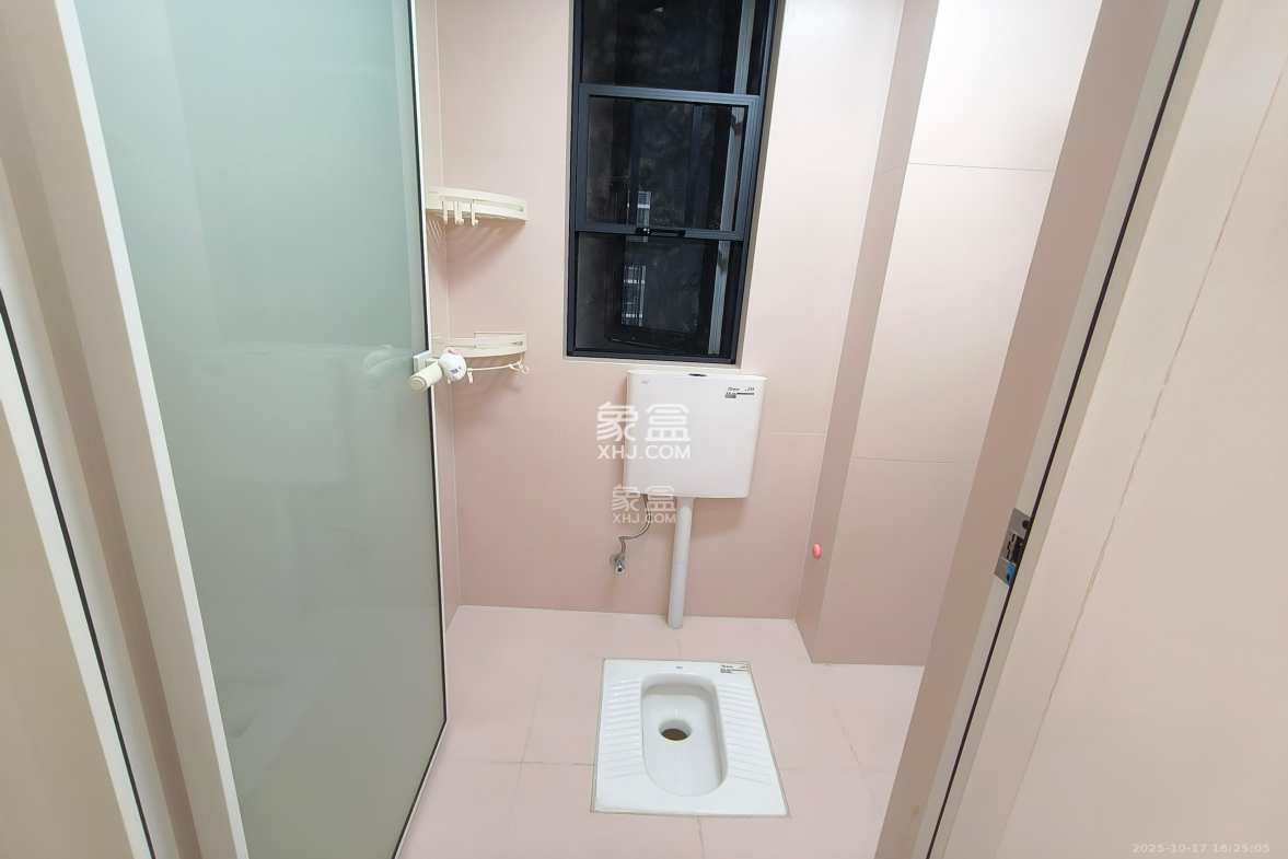 华远碧桂园海蓝城二期 3室2厅2卫 2600.0元/月 华远碧桂园海蓝城二期 3室2厅2卫 2600.0元/月室内图