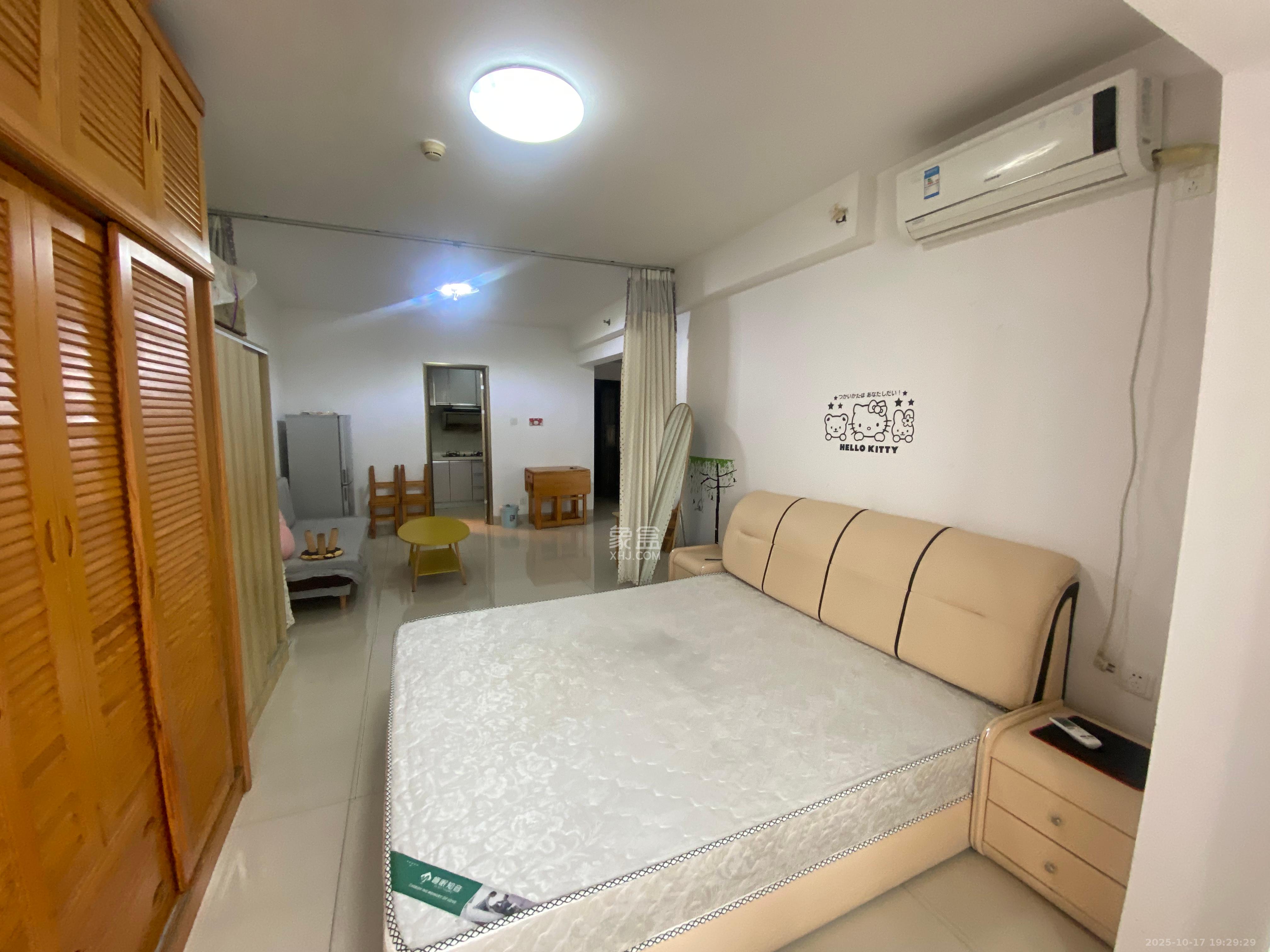 少帅府 1室1厅1卫 2200.0元/月 少帅府 1室1厅1卫 2200.0元/月室内图