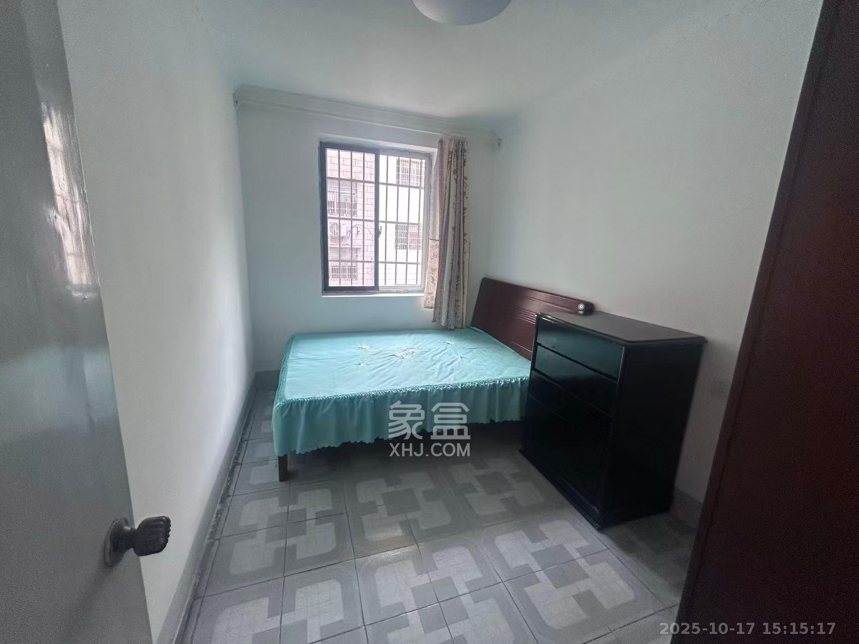 涂家冲社区(涂新小区、农商银行宿舍)  2室1厅1卫    2000.0元/月 涂家冲社区(涂新小区、农商银行宿舍)  2室1厅1卫    2000.0元/月室内图