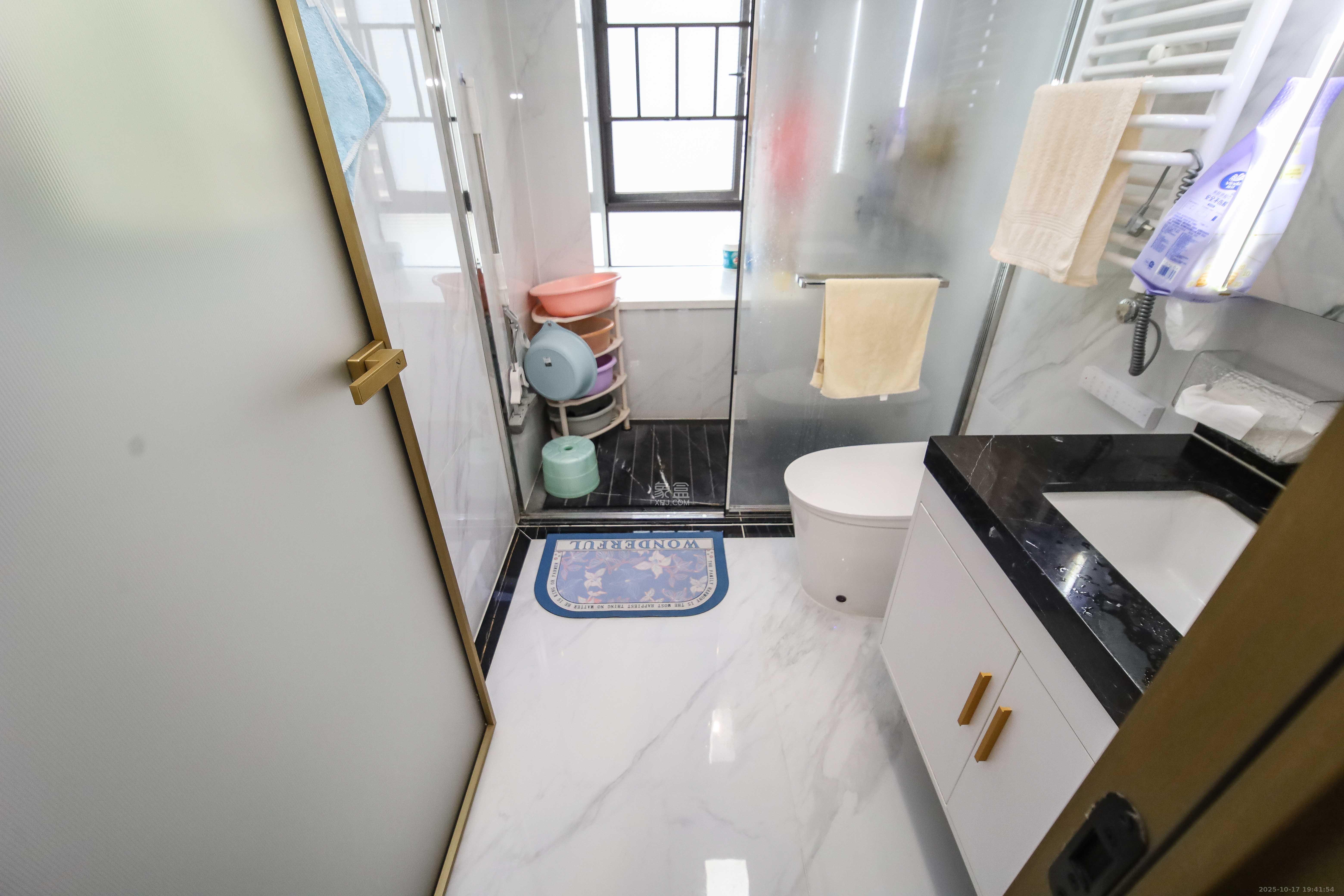 德奥悦东方  4室2厅2卫    268.0万卫生间